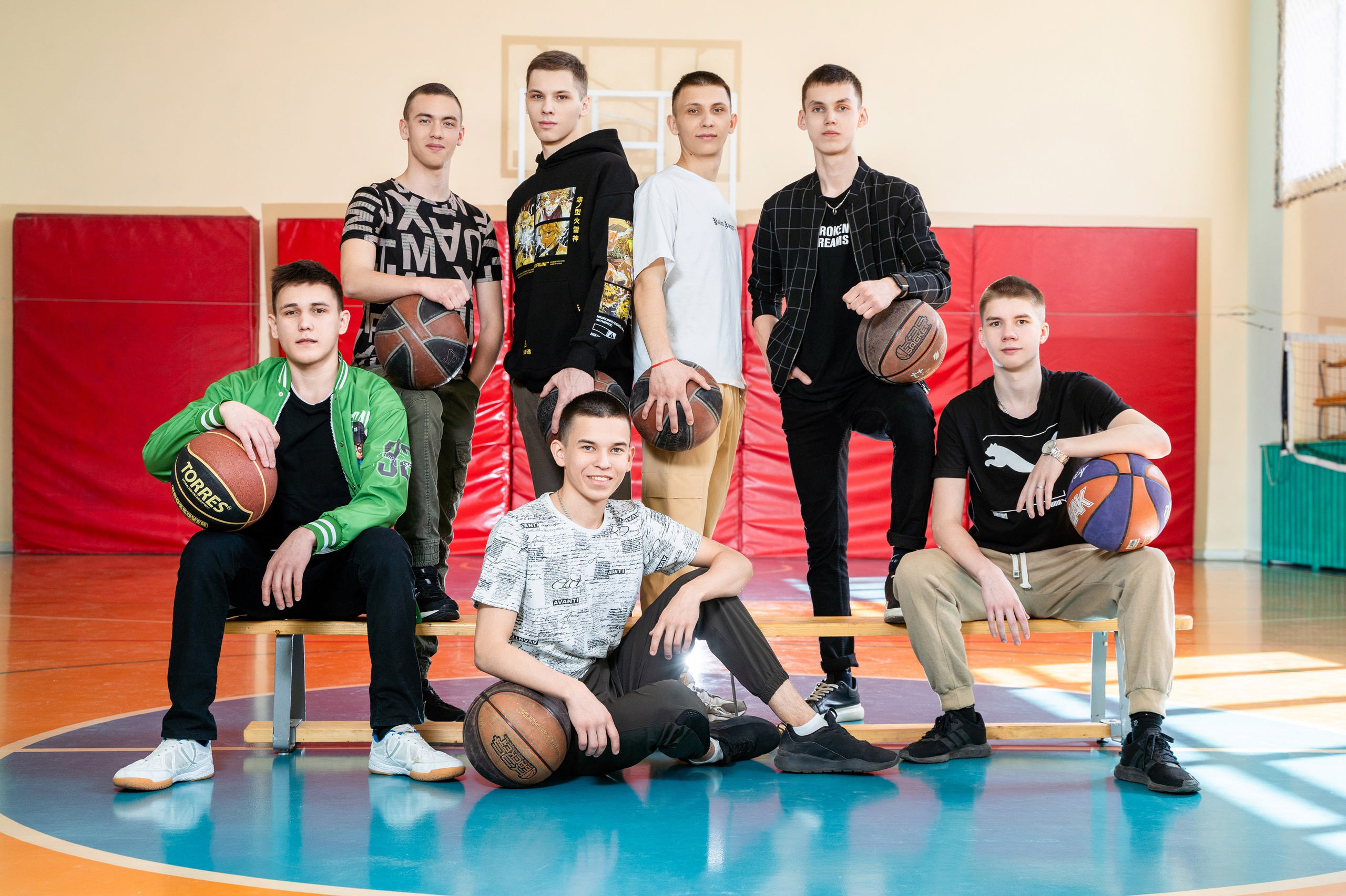 Выпускники портфолио. Выпускные альбомы Нижнекамск Набережные Челны Фотостудия Небо