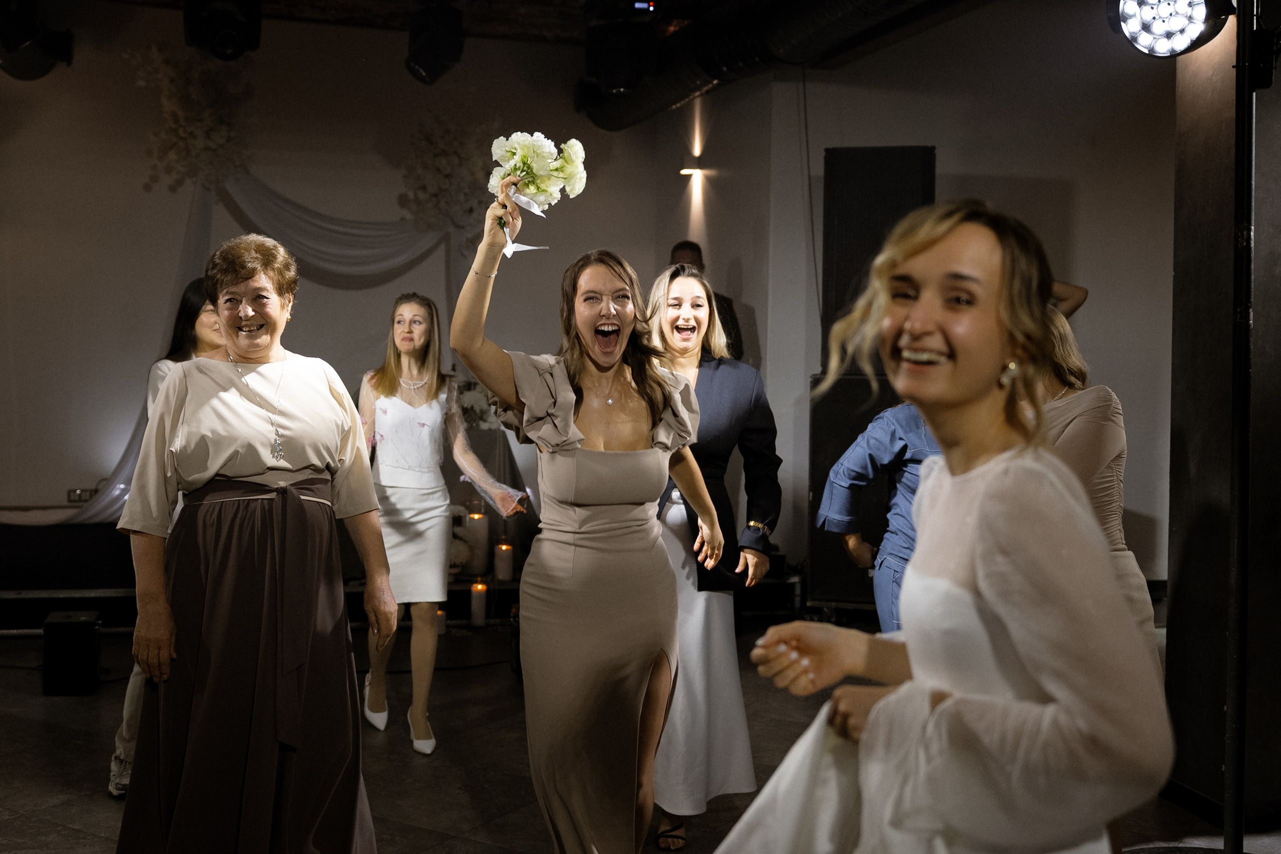 Алена+Алексей Анонс. Семейный и портретный фотограф в Саратове Сахарова Маша