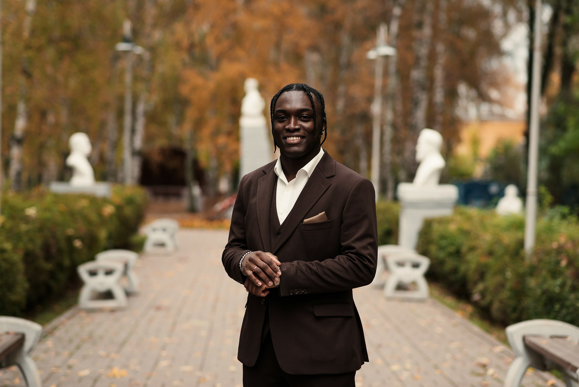 Свадебная осенняя фотосессия в кленах. Свадебный и репортажный фотограф в Ярославле Евгений Сальников