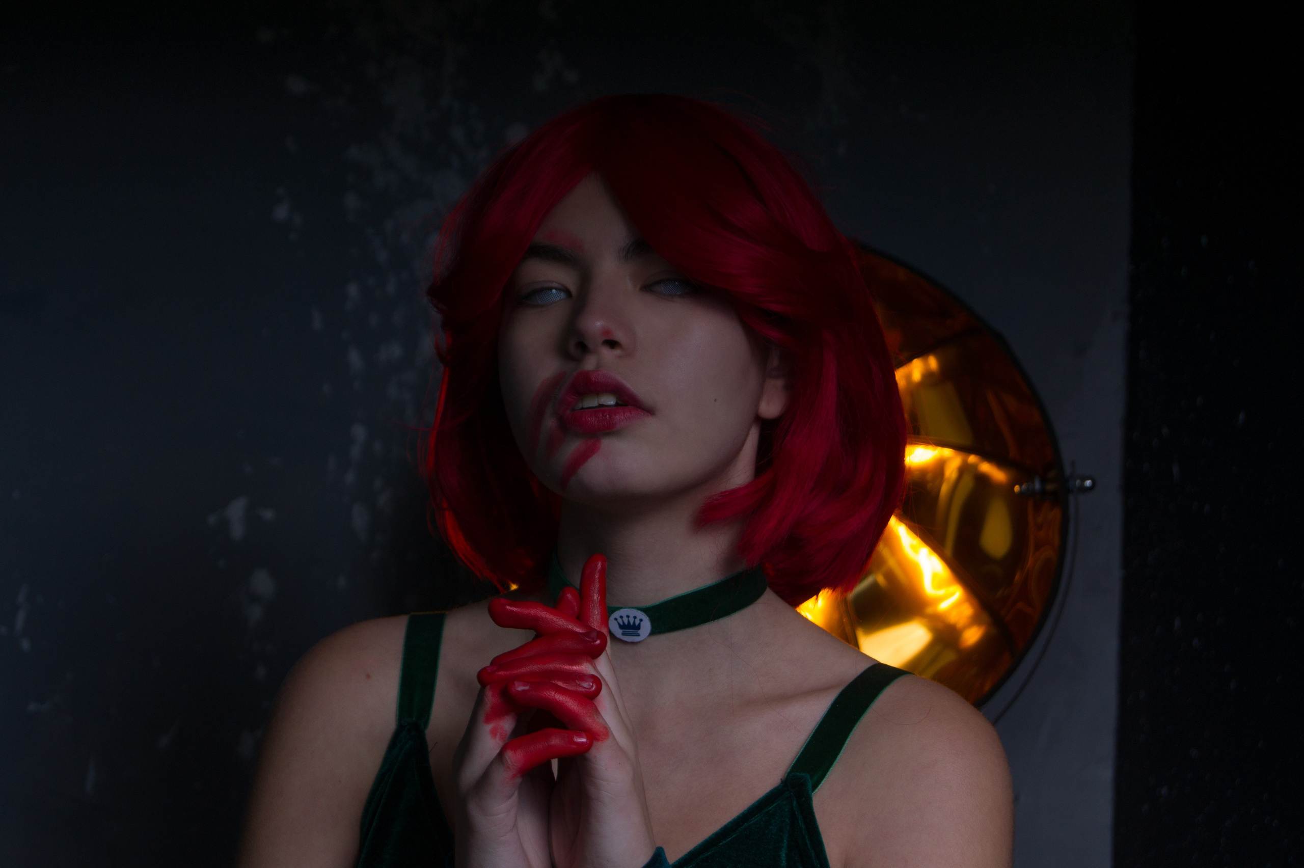 Юля Пчелкина (Персонаж Bubble Comics). Главная