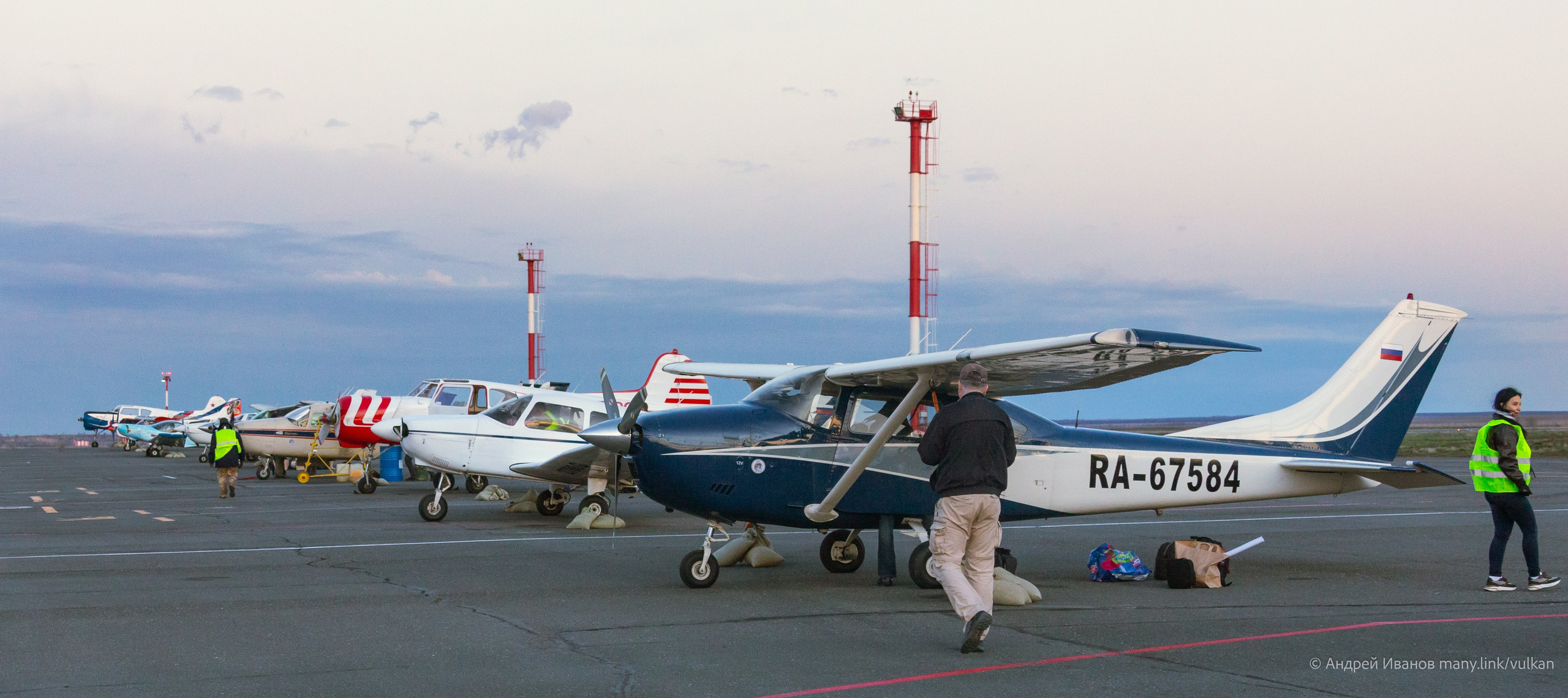 Перелёт на Байконур в 2026 г на самолётах АОН. Фотоальбом показывающий увлекательный мир авиации и мир медведей Андрея Иванова