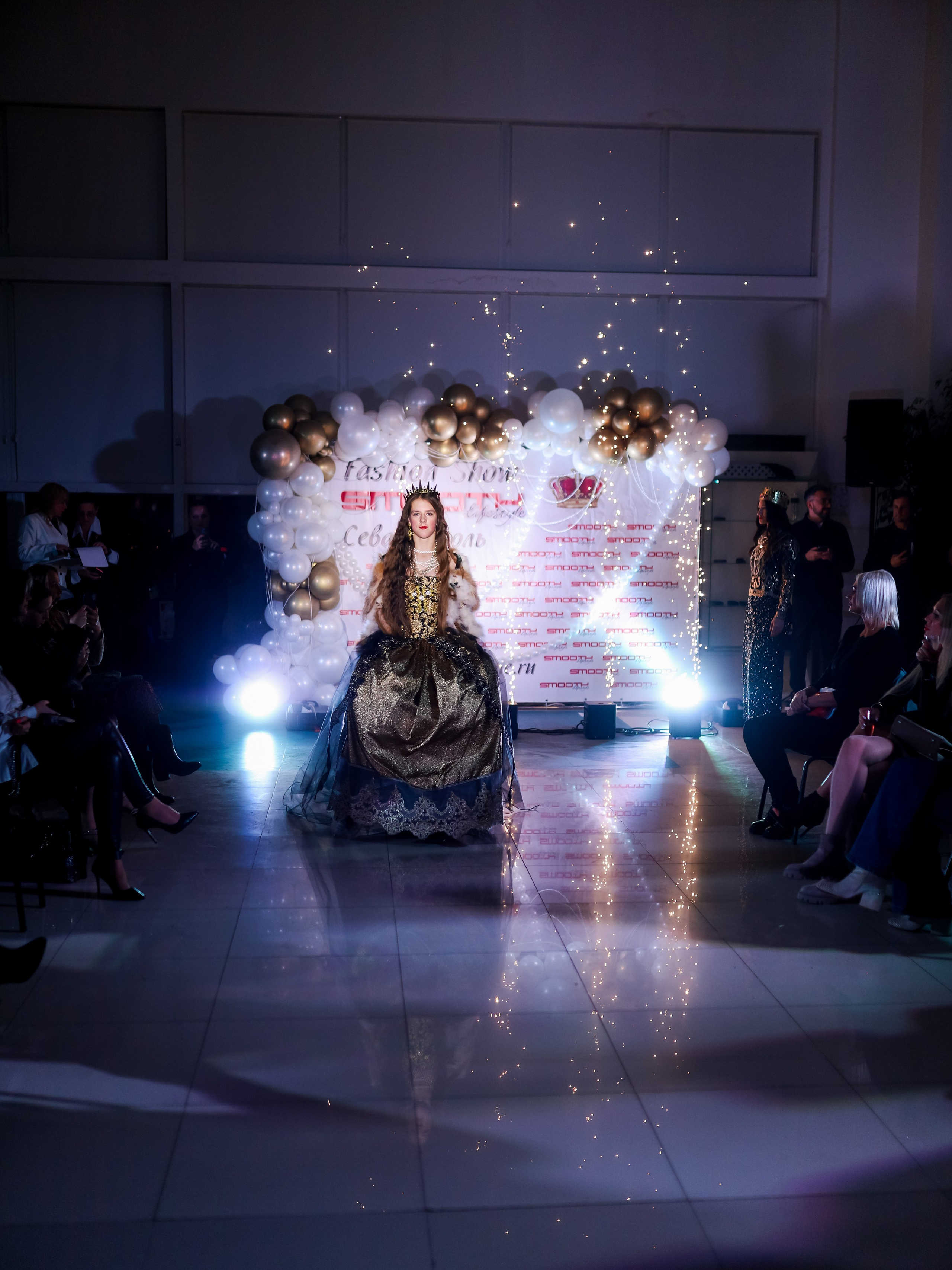 Показ коллекции Жанны Стеклянниковой — Omoda/SMOOTH