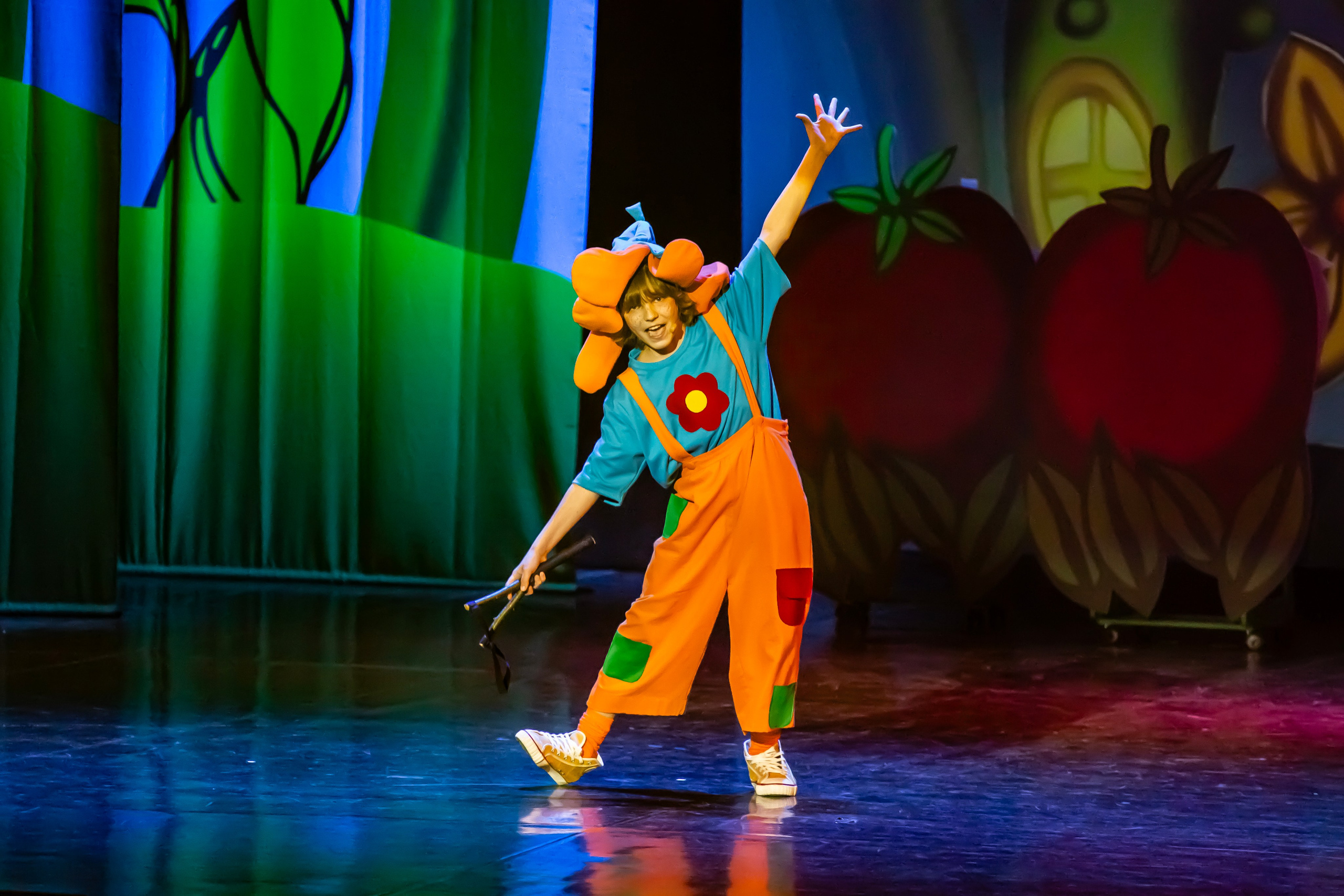 Мюзикл «Незнайка в царстве малюток» премьера Сочи солнышки и Сочи Соло. Фотограф в Сочи Юрий Шептаев