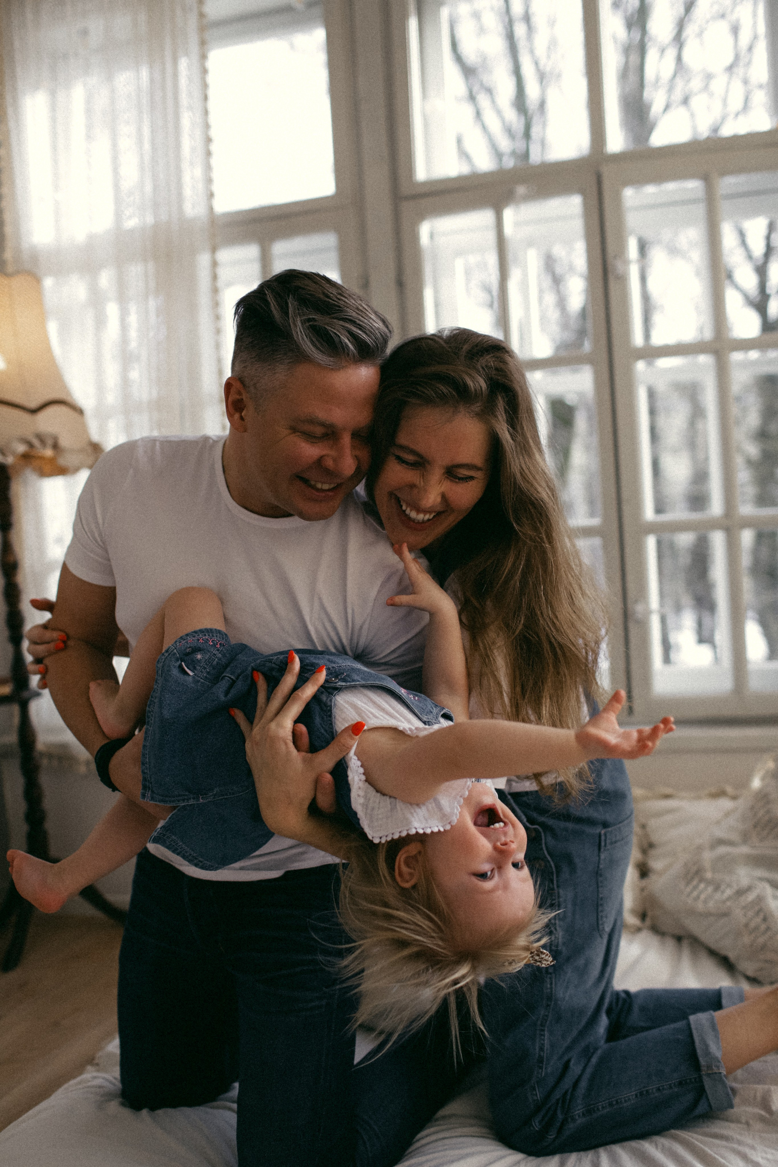 Миша, Катя, Лера. Главная