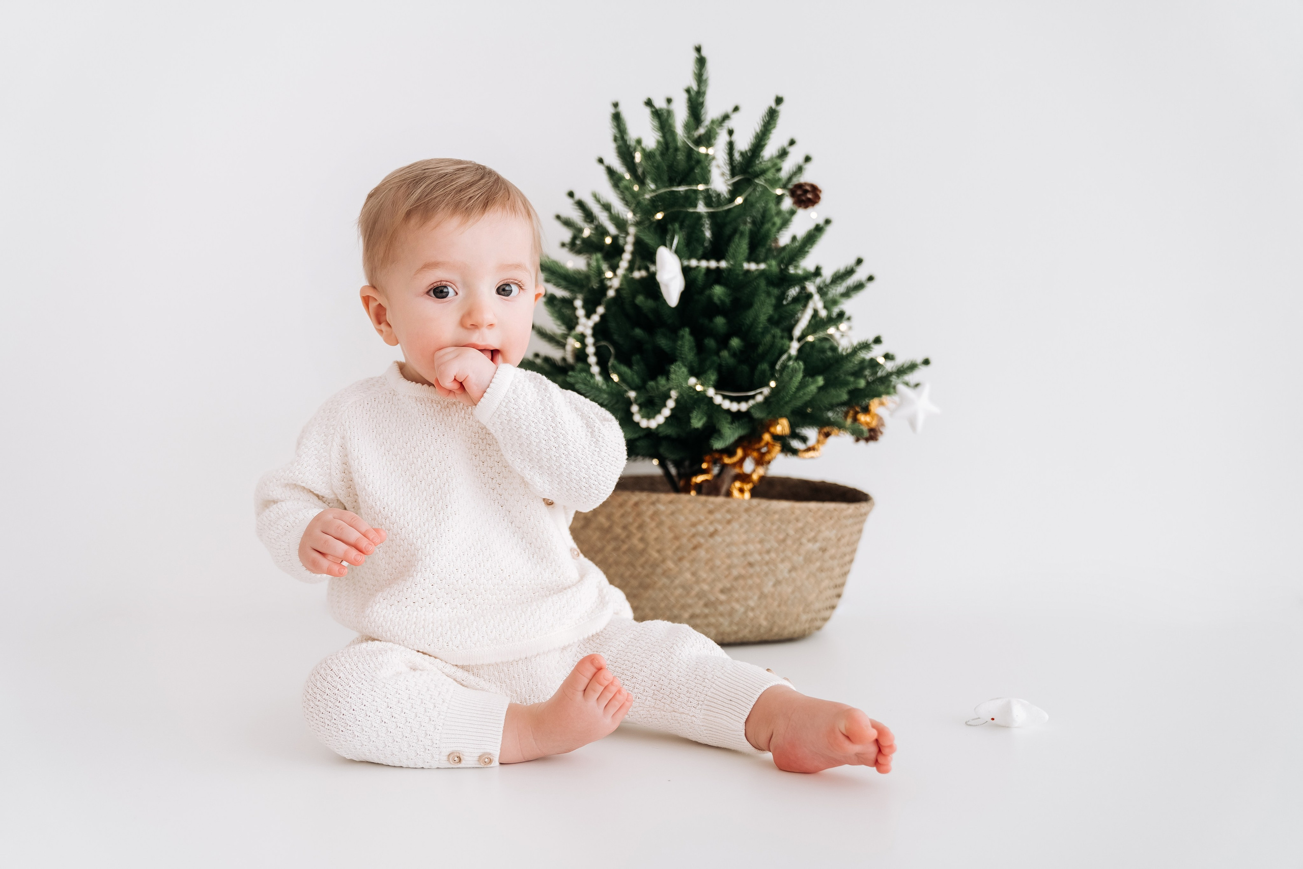 Новогодняя детская фотосессия для Феди. Семейный фотограф СПб Анастасия Василь. Фотосессия на годик