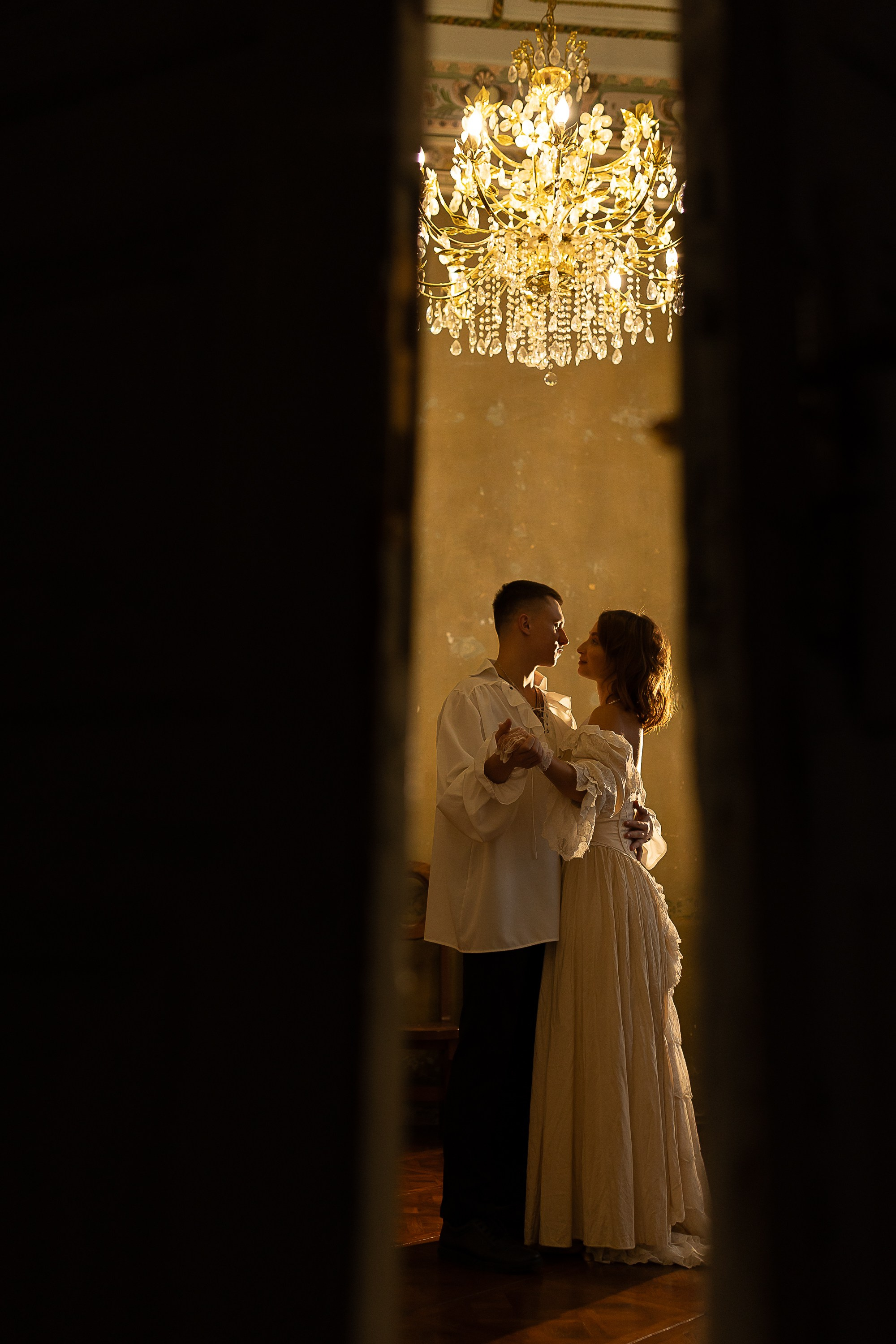 Свадебная фотосессия в фотостудии Птичка. Свадебный и семейный фотограф Виолетта Сидельникова. Краснодар, Россия, Беларусь, Европа