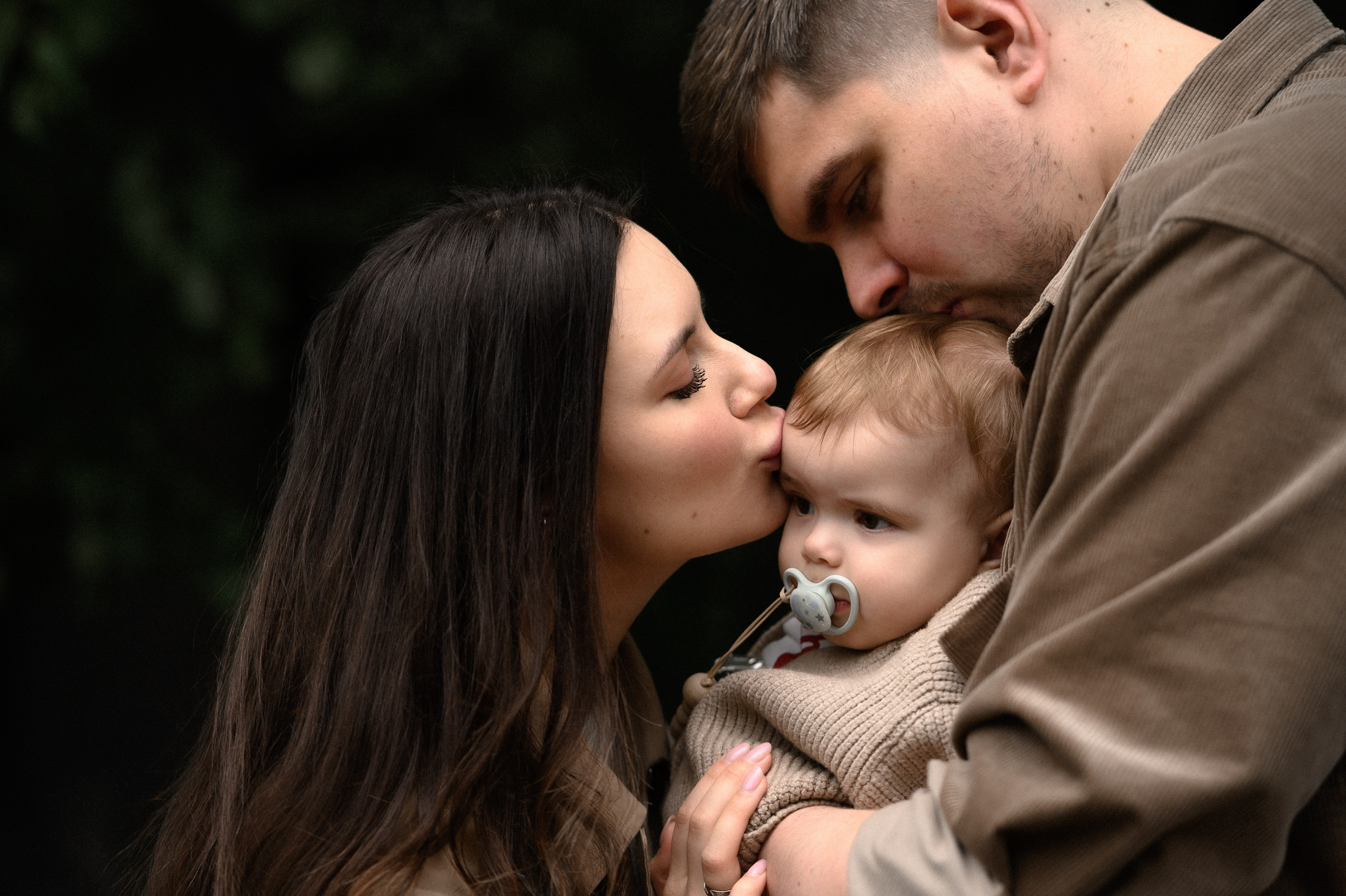 Даня, Лида и Эмма. Прогулка по усадьбе. Семейный и свадебный lifestyle-фотограф в Москве Мария Петрова