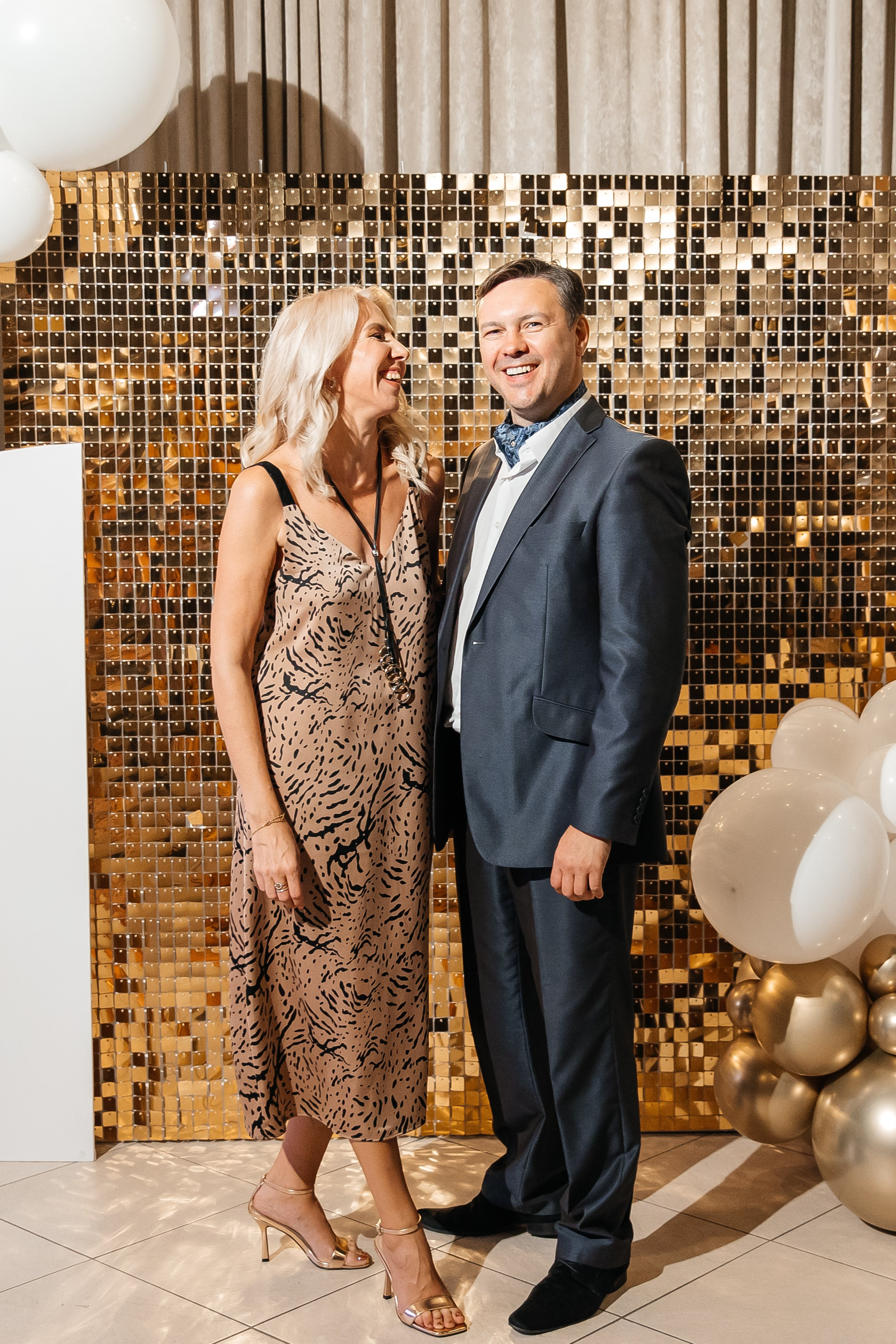 2023-06-23 Выпускной МБОУ СОШ № 10. Фотограф в Красноярске