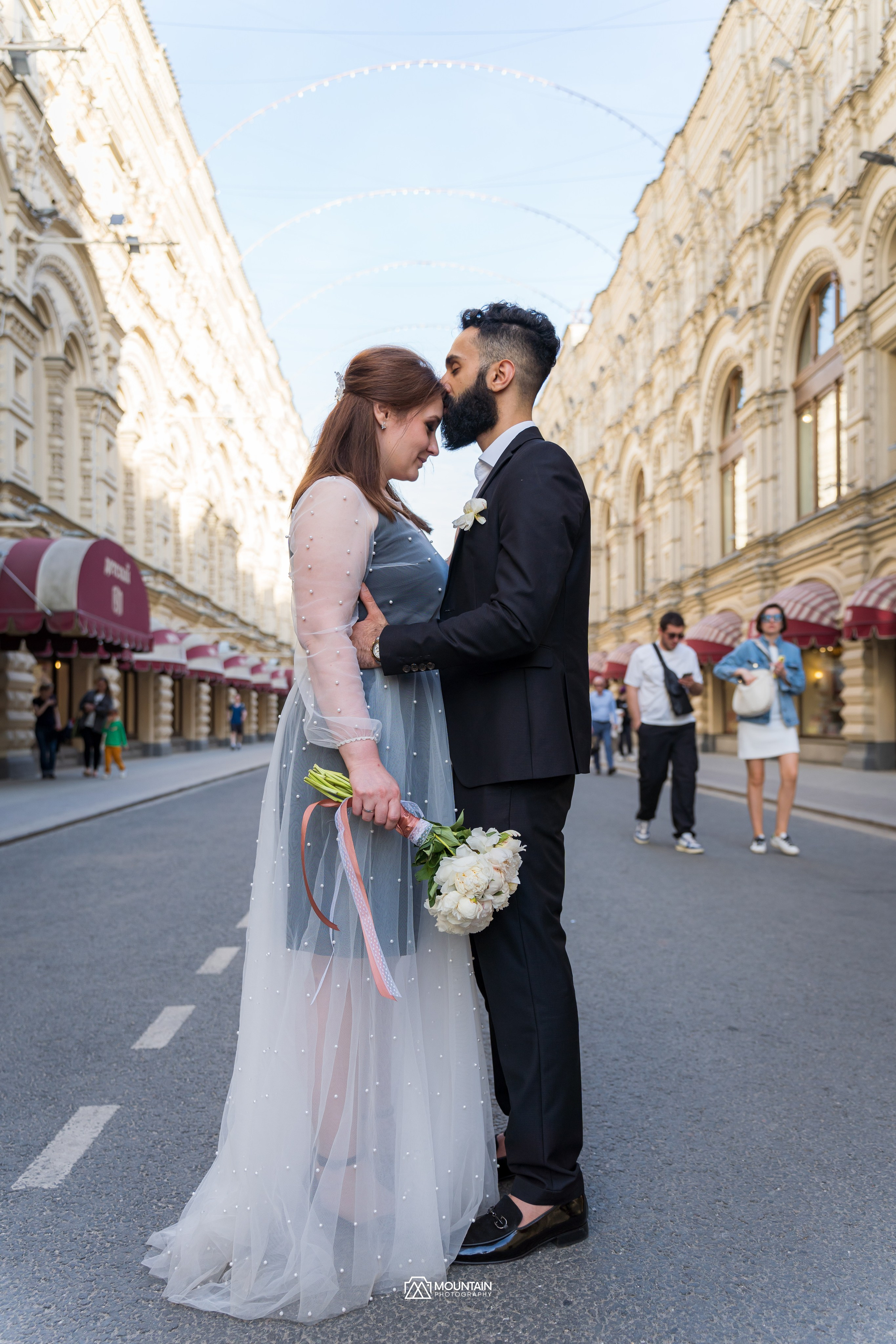 Abdelhalim and Anastasia. Photographer based in moscow Peter Tchana