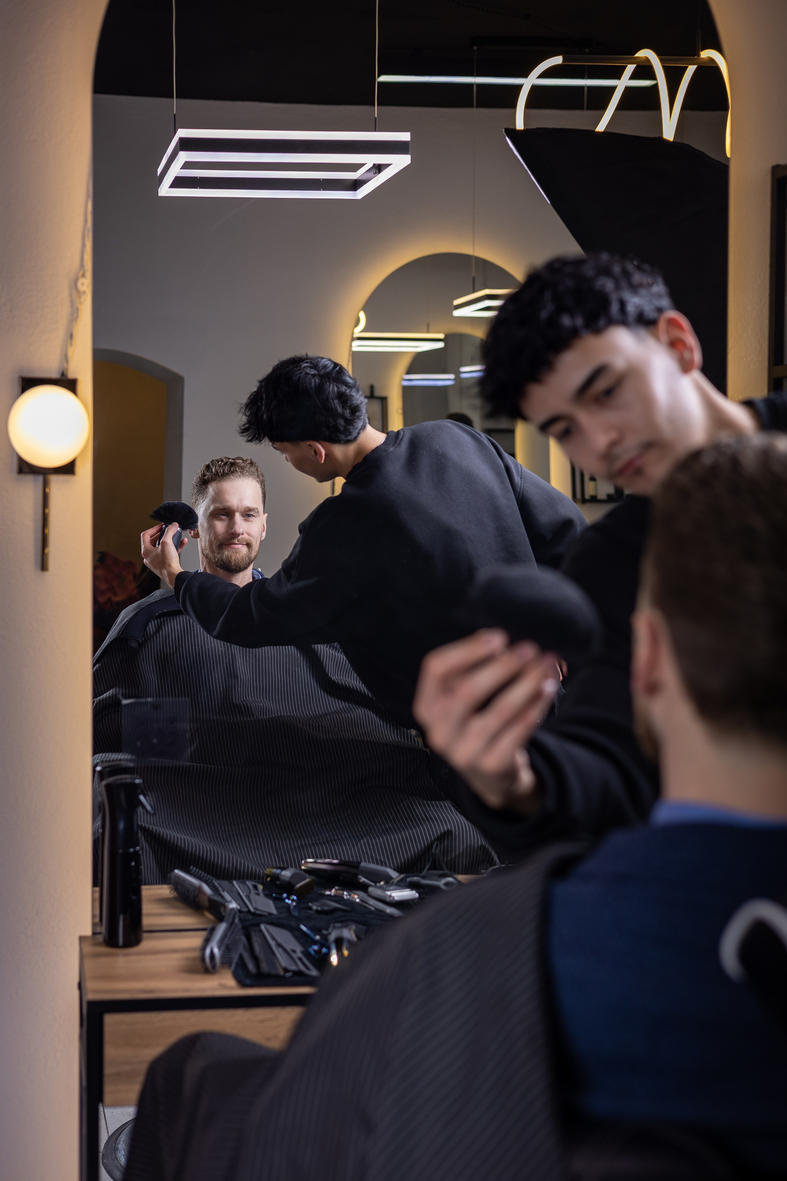 Барбершоп Jet Black 1. Репортажный фотограф Санкт-Петербург | Роман Карбышев