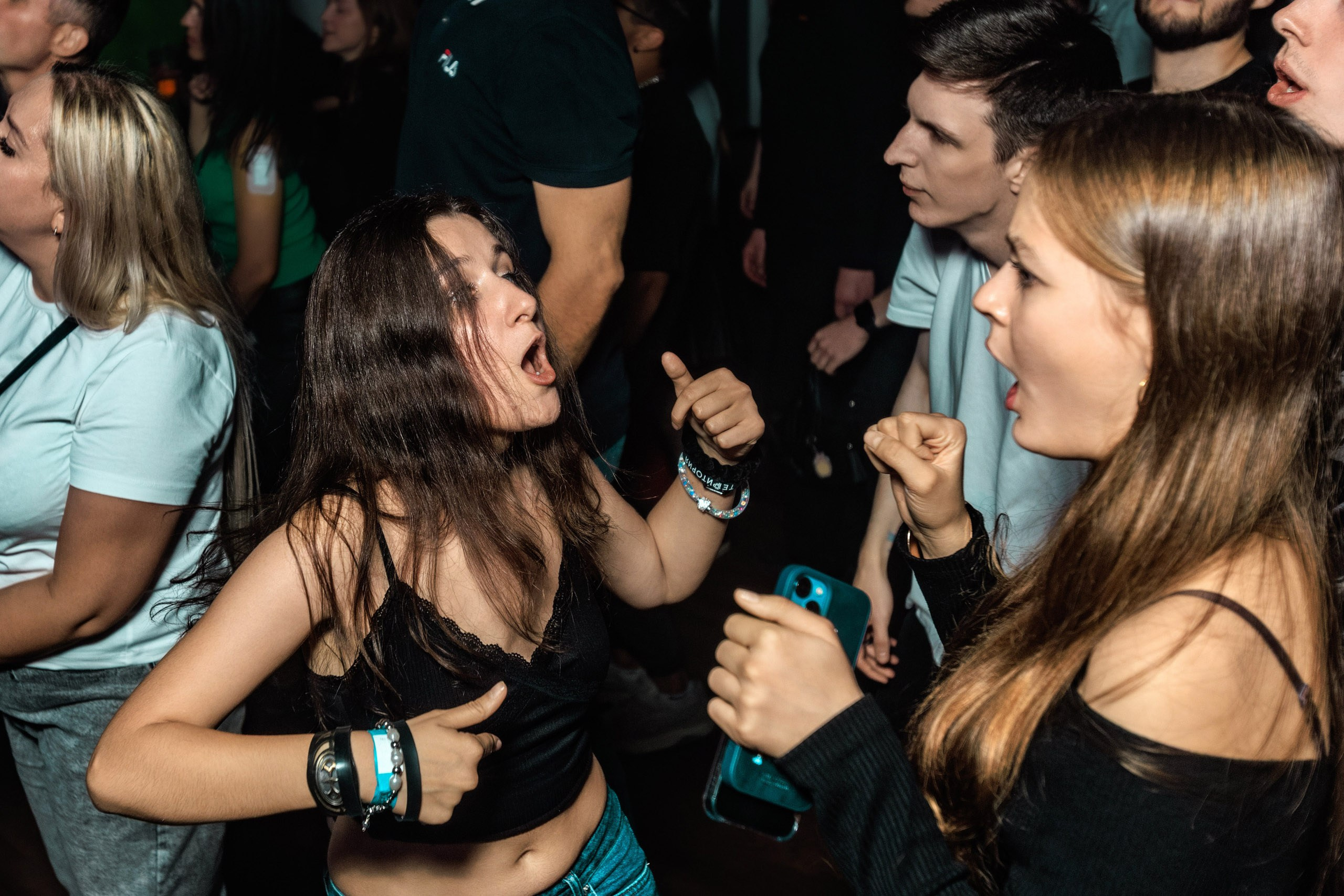 30.08.25 Олдскулы. Репортажный фотограф Екатеринбург | Яркий, качественный репортаж | Концерты, клубы, репортаж, праздники, корпоративы