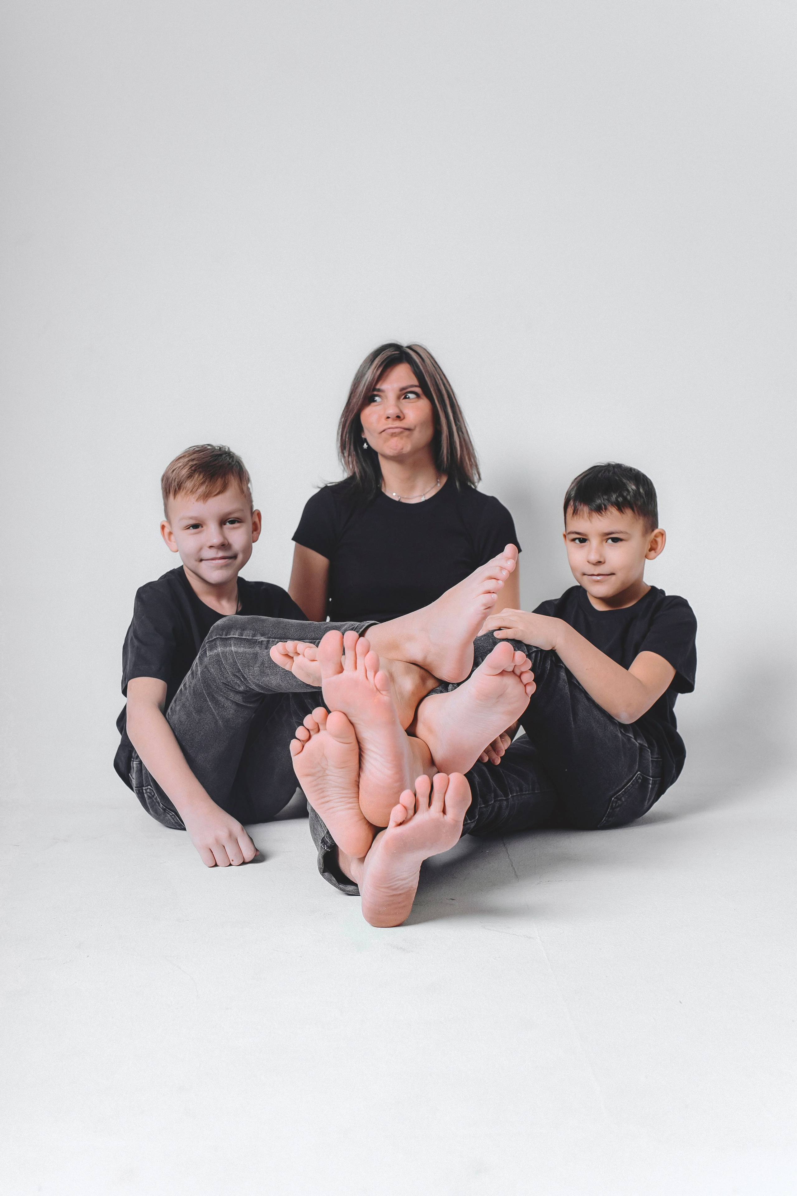 Лейла и сыновья 2023. Фотограф Наталья Шпиллер Санкт-Петербург