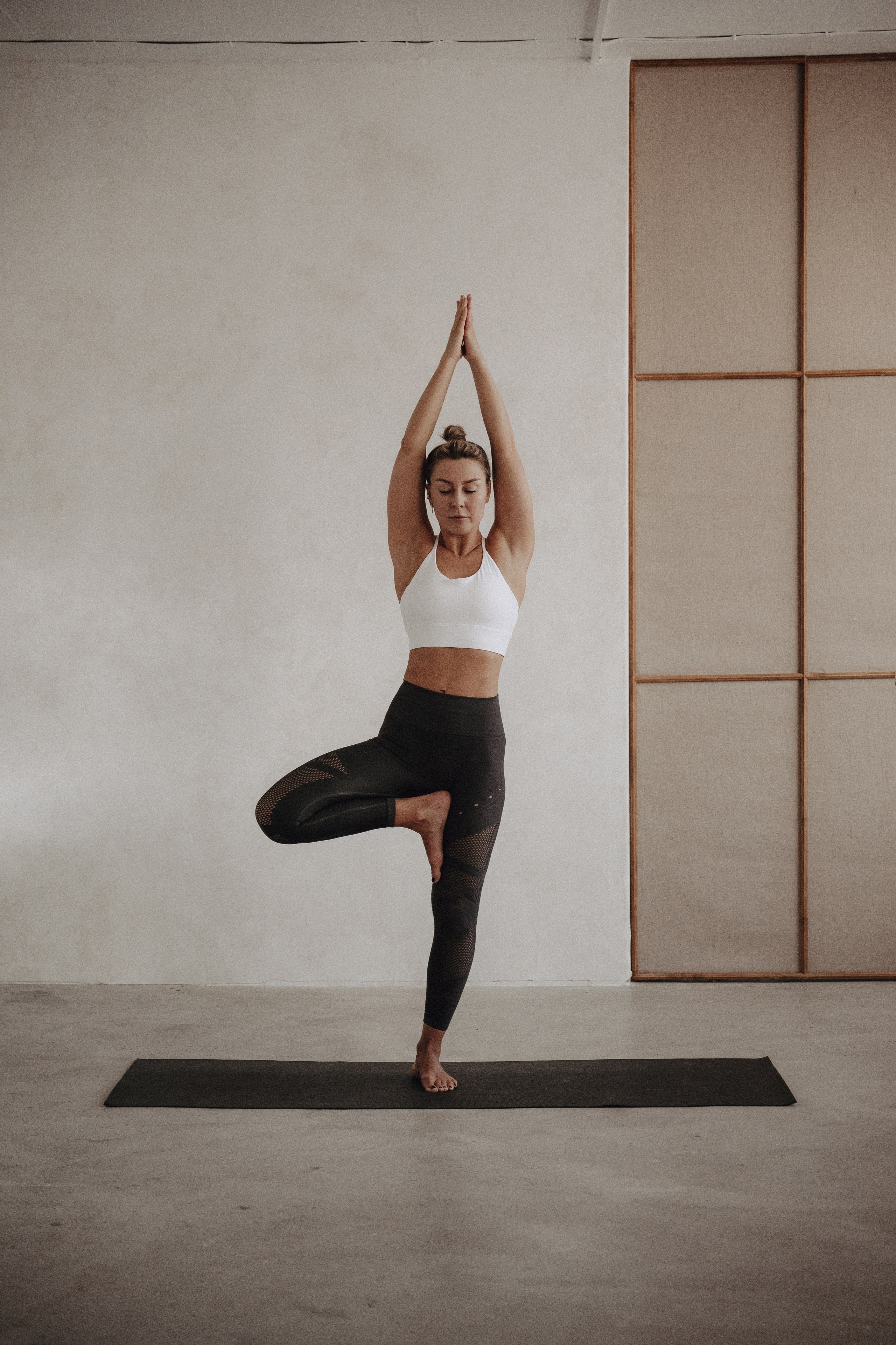 Елена Шахова, йога-тичер. Екатерина Курбанова. Женский фотограф