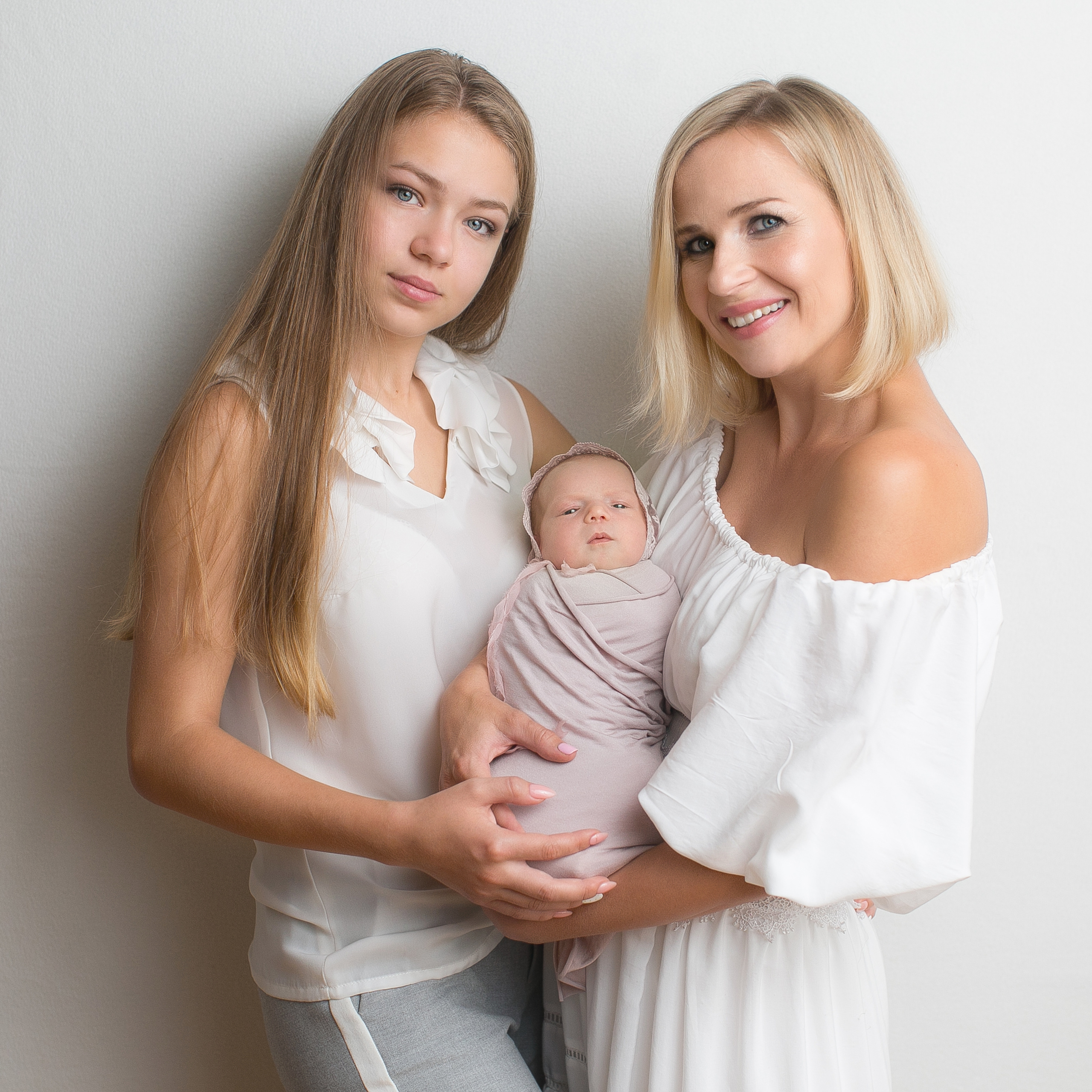 Семейные кадры (новорожденная съёмка). Фотограф новорожденных и деток до года в Москве и Подмосковье Царева Т