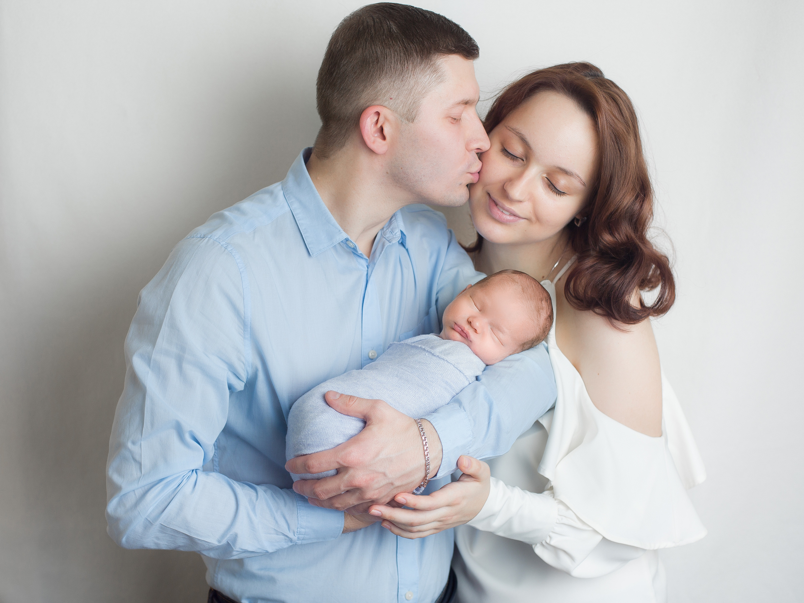 Семейные кадры (новорожденная съёмка). Фотограф новорожденных и деток до года в Москве и Подмосковье Царева Т