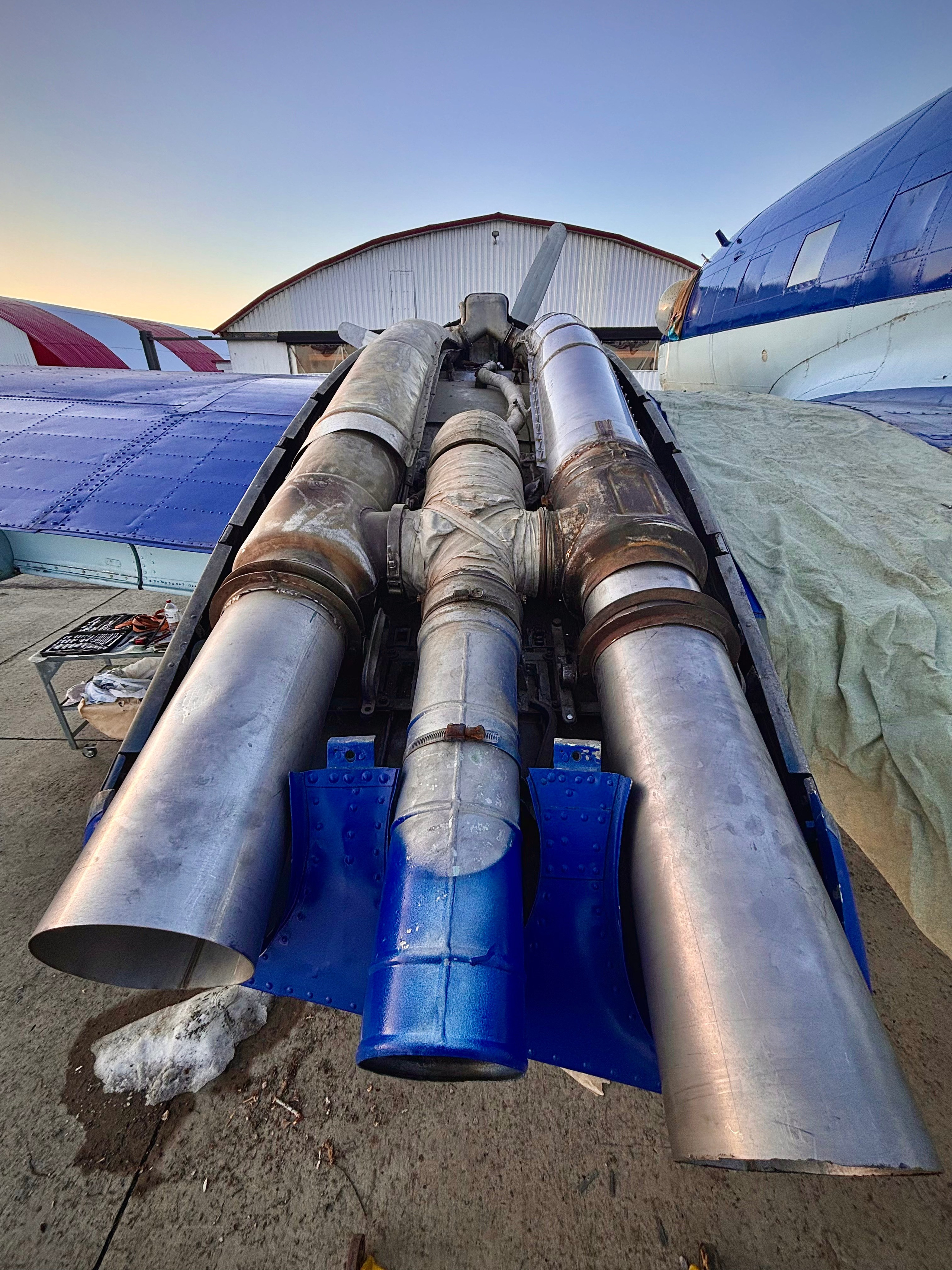 Ил-14Т «Голубая Мечта» (2026 г.). Фотоальбом показывающий увлекательный мир авиации и мир медведей Андрея Иванова