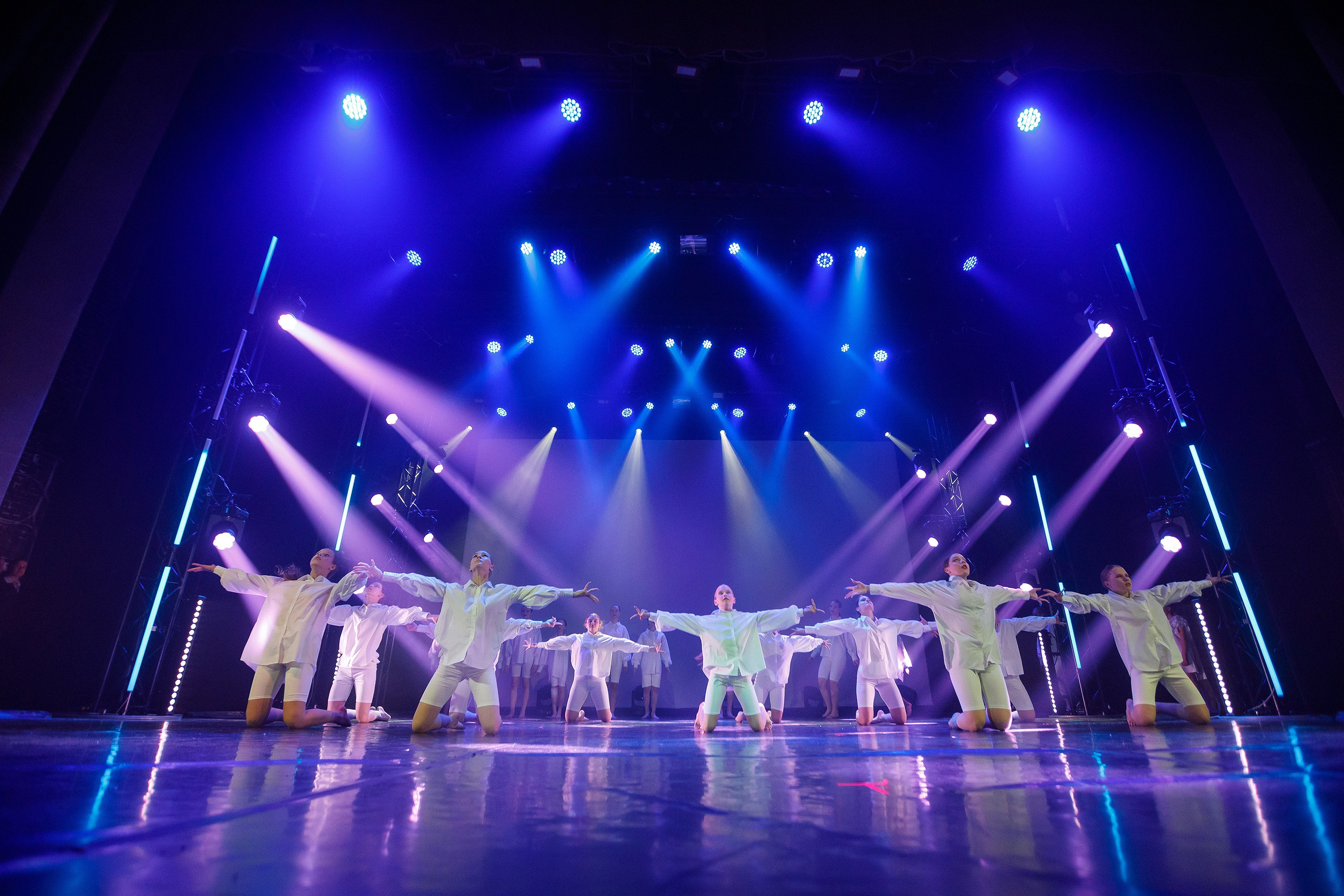 Репортажная фотосъемка отчетного концерта. Профессиональный фотограф в Новосибирске