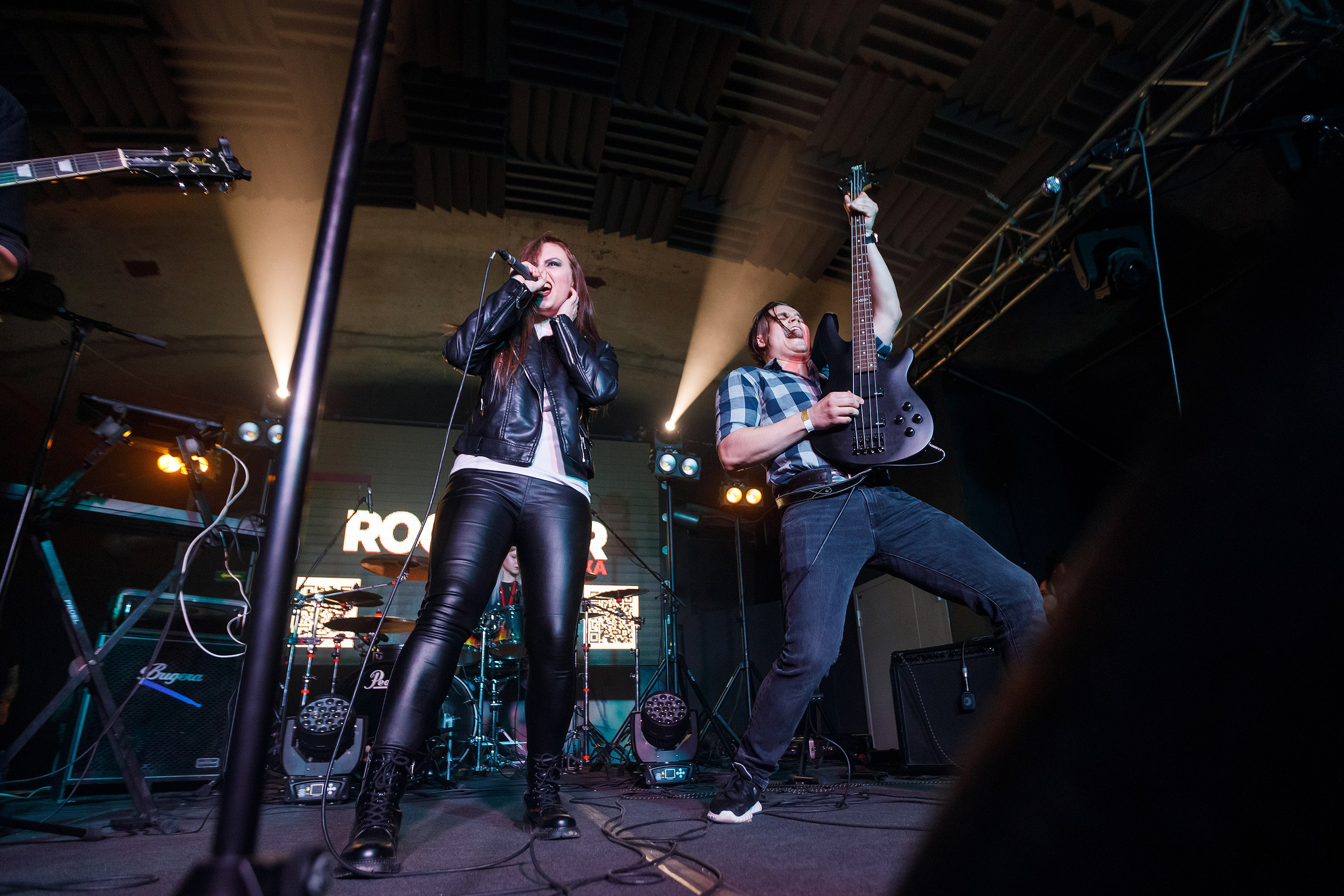 Репортажная фотосъемка концерта. Профессиональный фотограф в Новосибирске