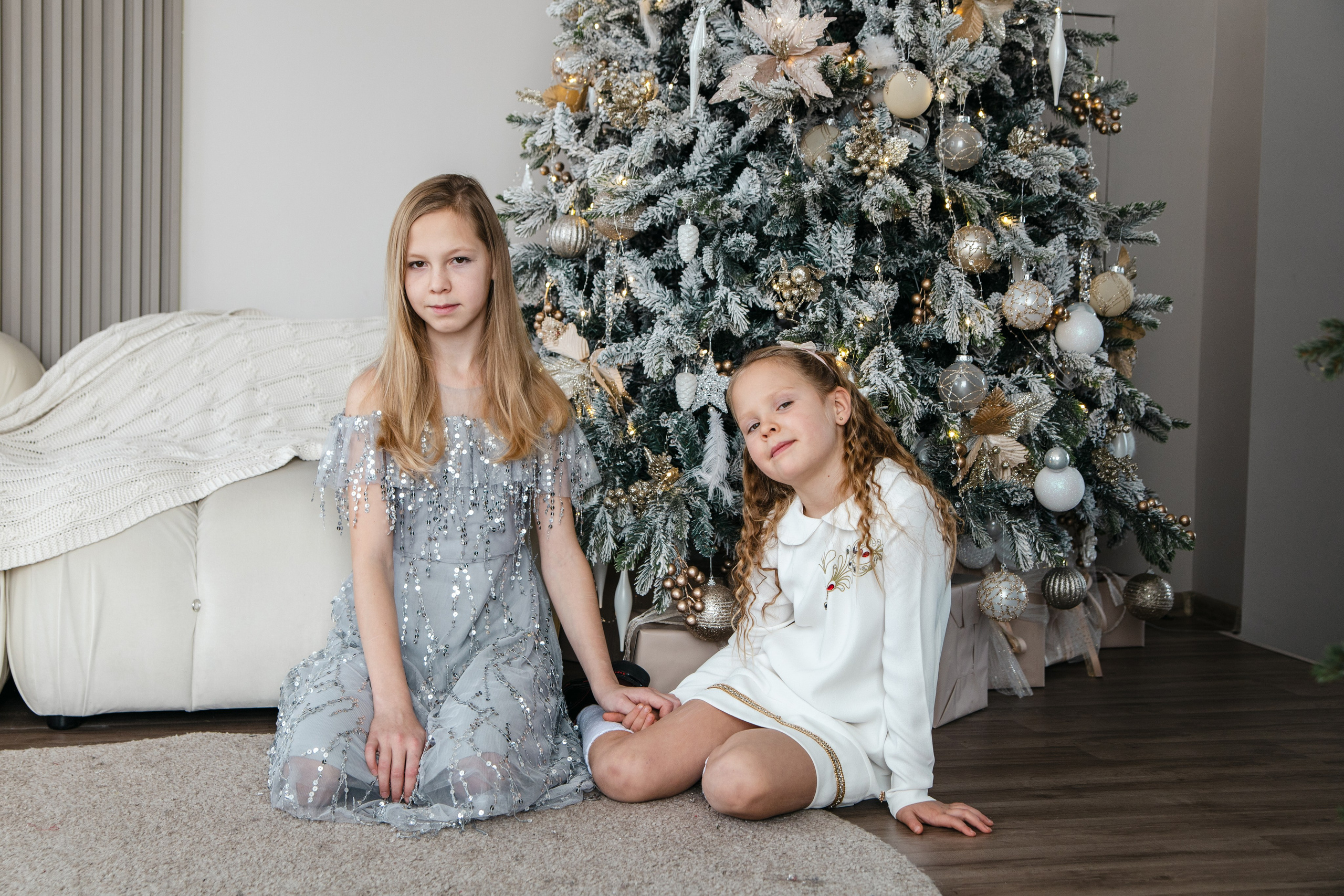 Семейная новогодняя фотосессия. Студийная съёмка. Арт-фотограф. Фотосъемка, авторские принты для интерьера