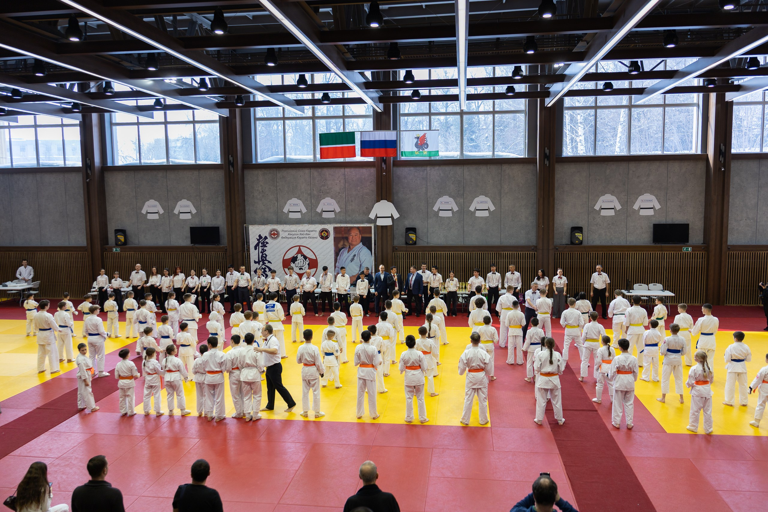 Карате кумите. Главная