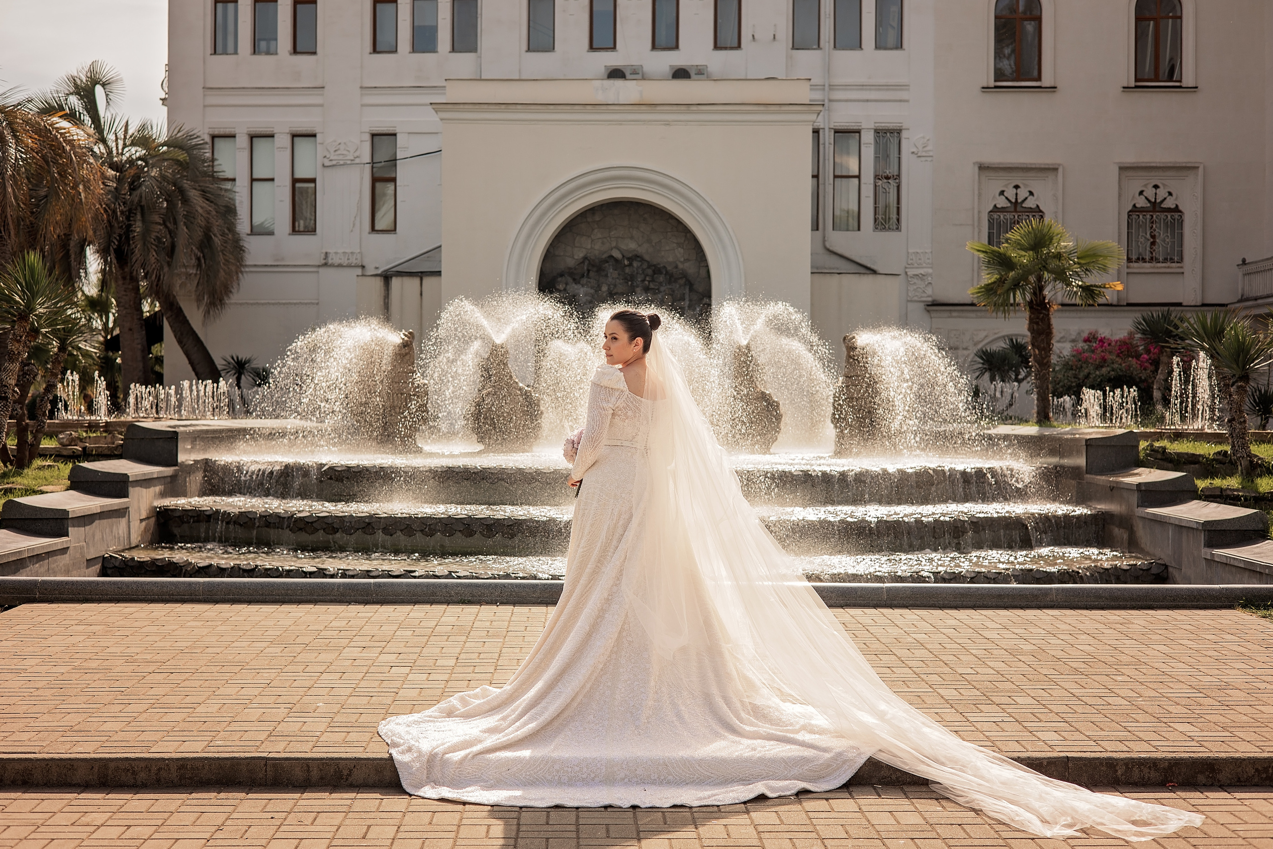 Две половинки. Свадебный и семейный фотограф в Абхазии Эля Цишба
