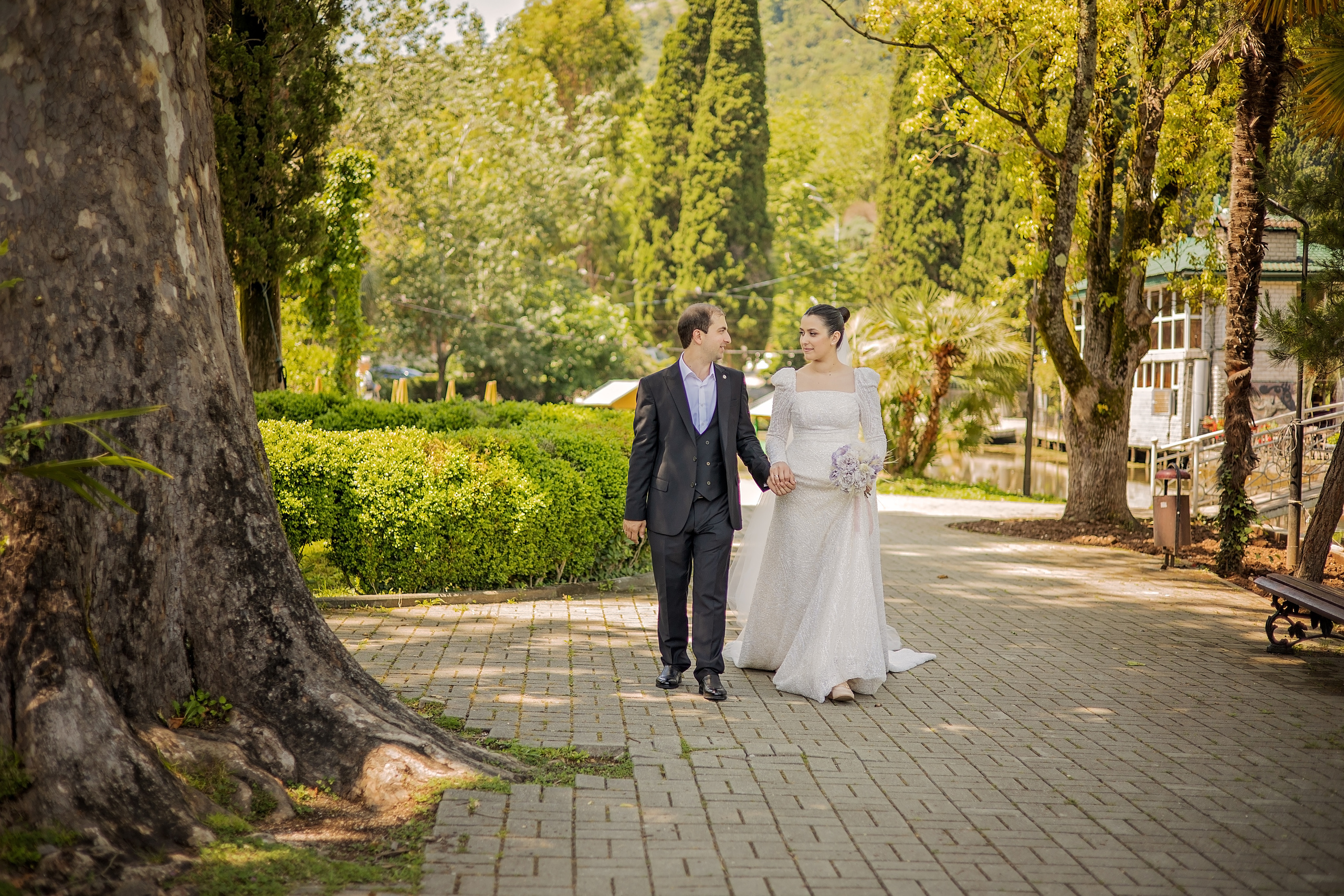 Две половинки. Свадебный и семейный фотограф в Абхазии Эля Цишба