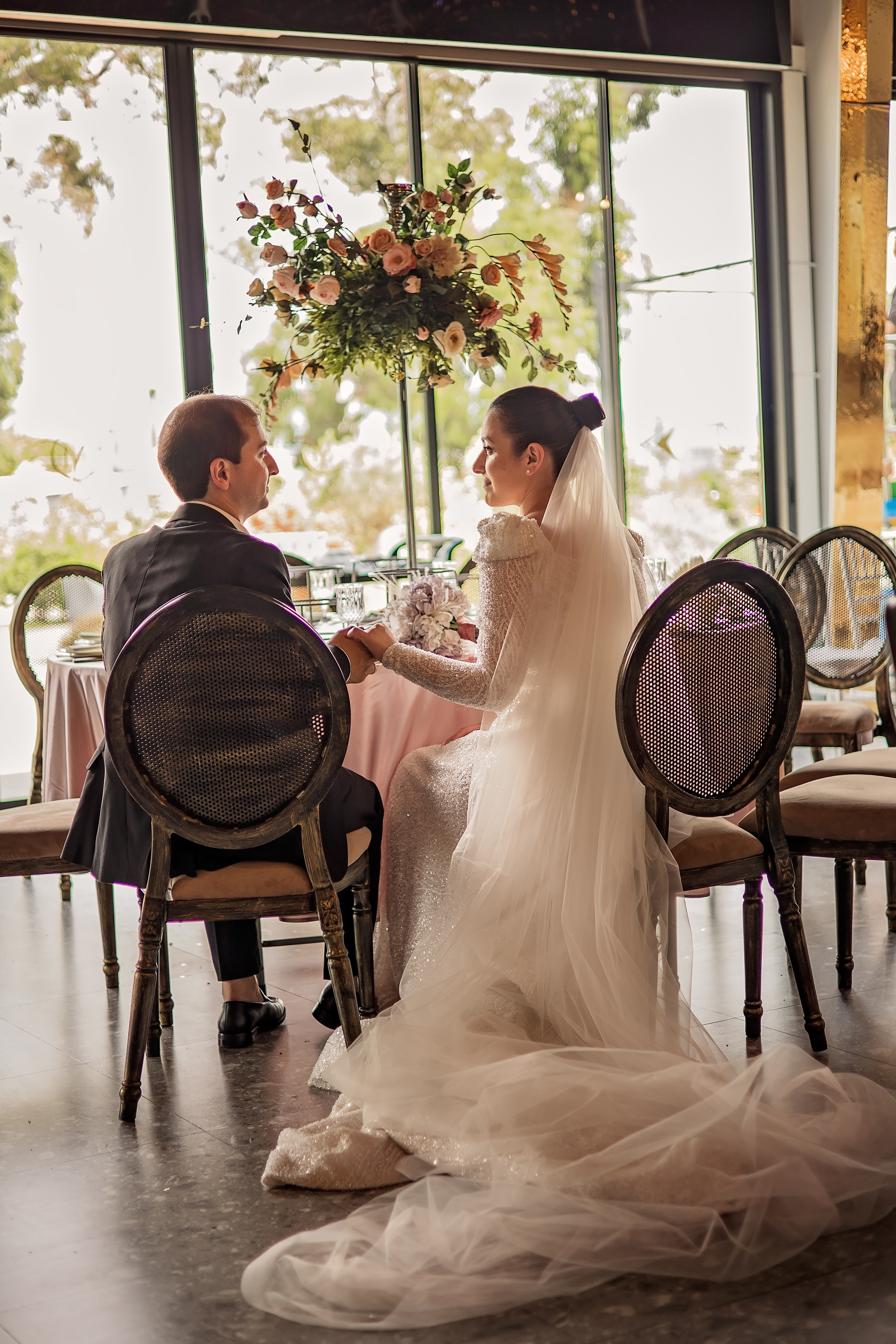 Две половинки. Свадебный и семейный фотограф в Абхазии Эля Цишба