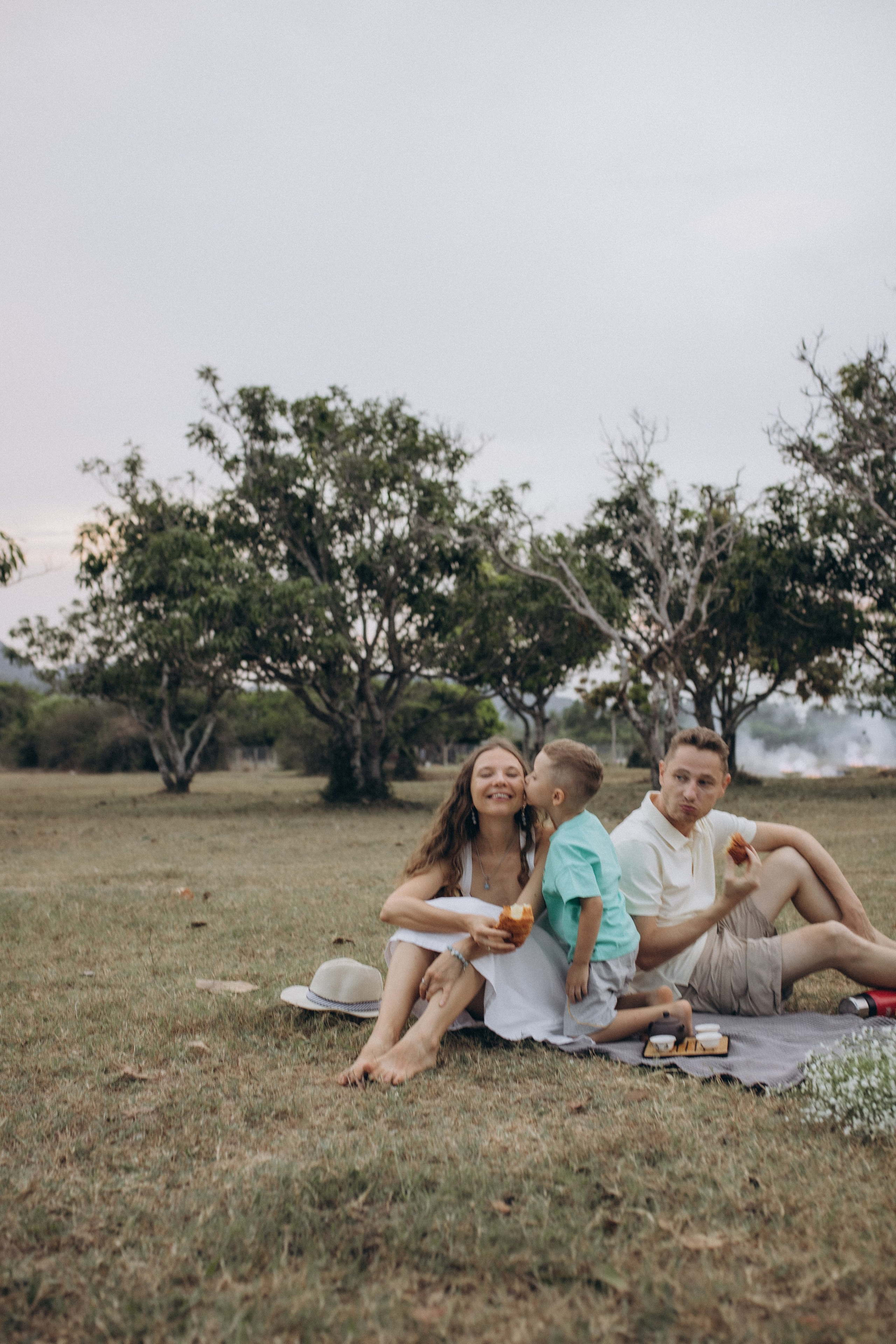 Семья Пискаревых в манго саду.Нячанг. Главная