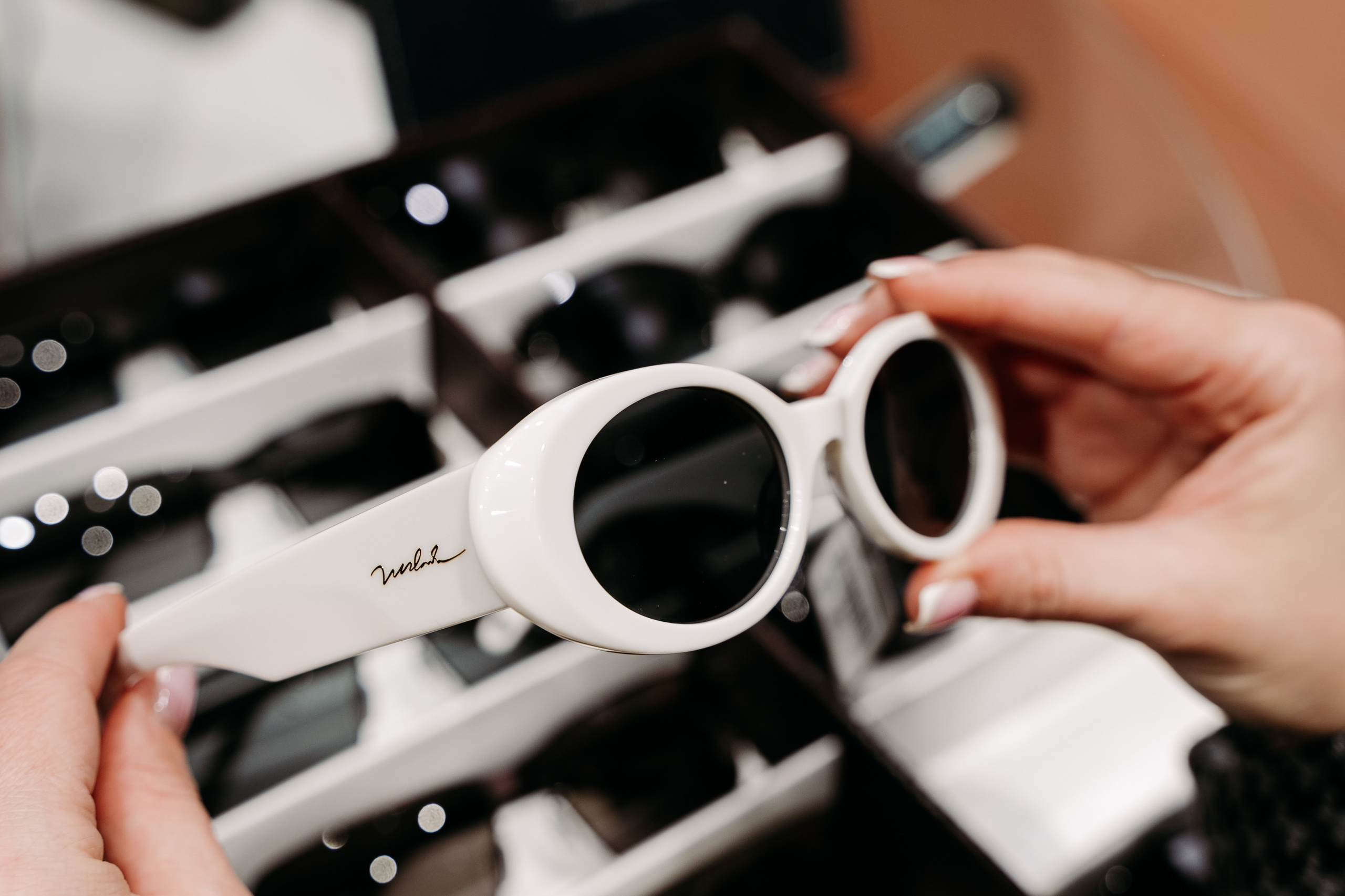 Оптическая_выставка. Репортажный и свадебный фотограф в Москве Рая Небогатова