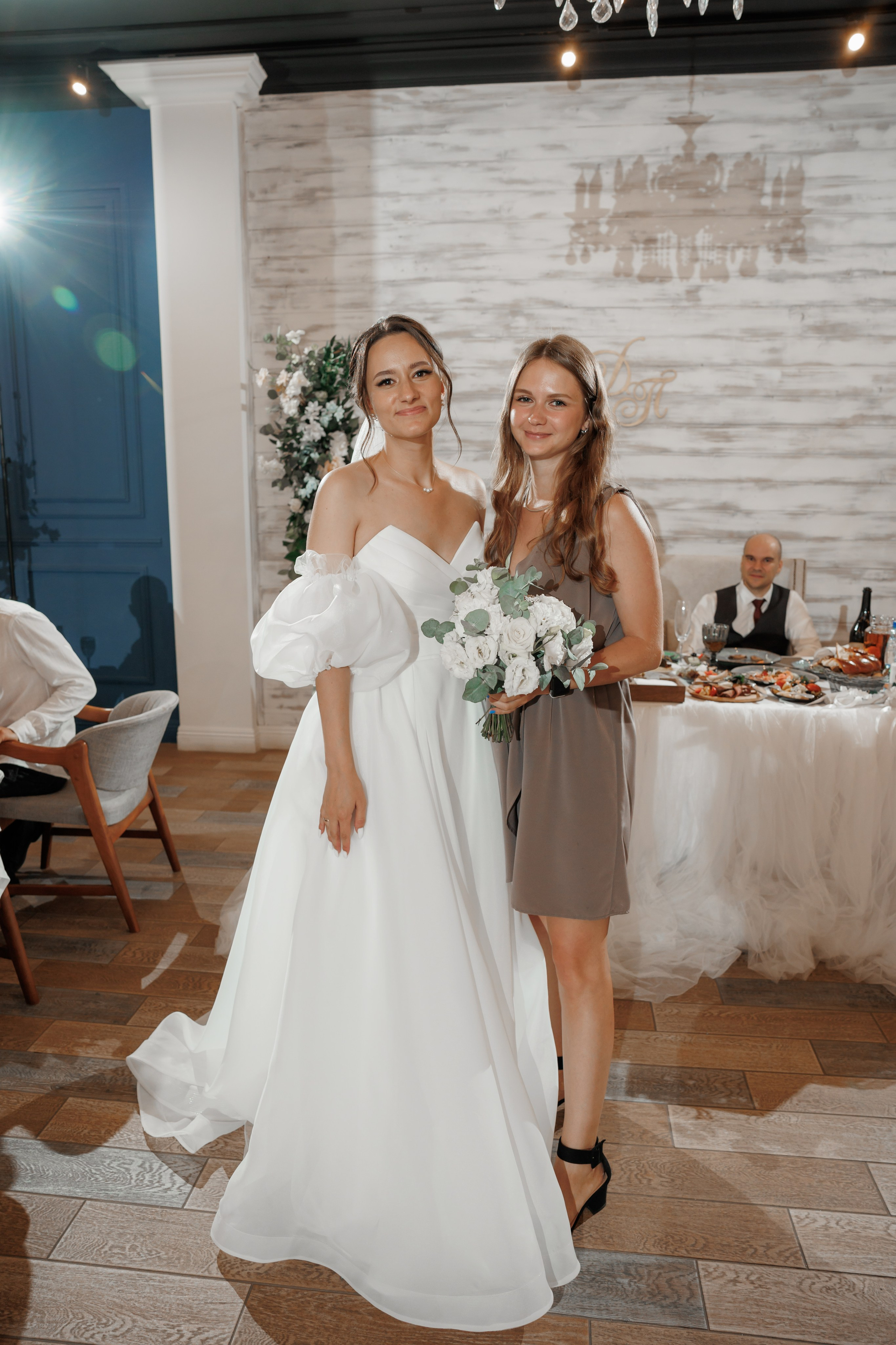 Полина и Дмитрий, загородный клуб «Барин», ЗАГС в г. Пушкино. Свадебный и репортажный фотограф (Москва, Королев и другие)