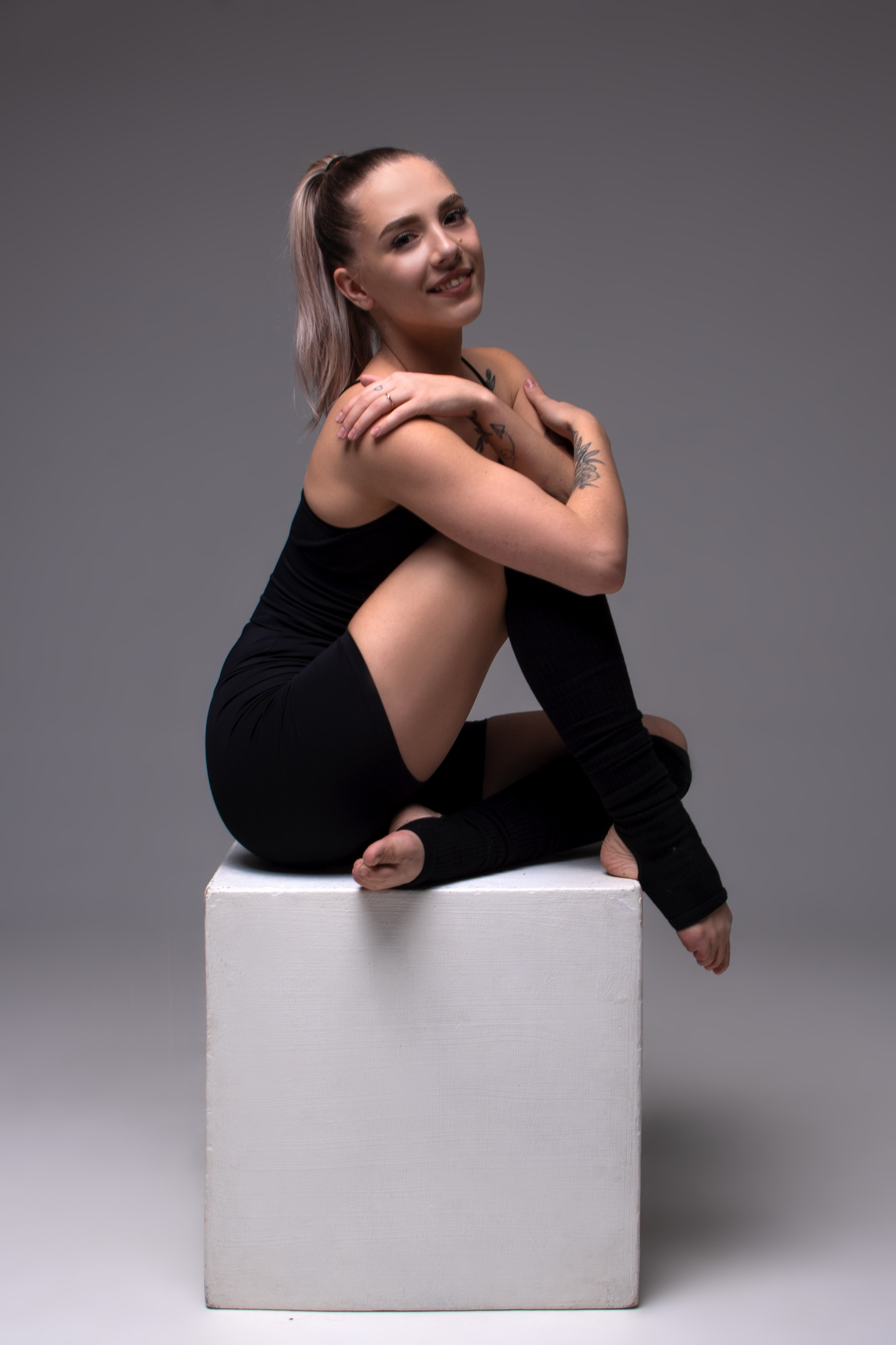 Женские портреты. Главная