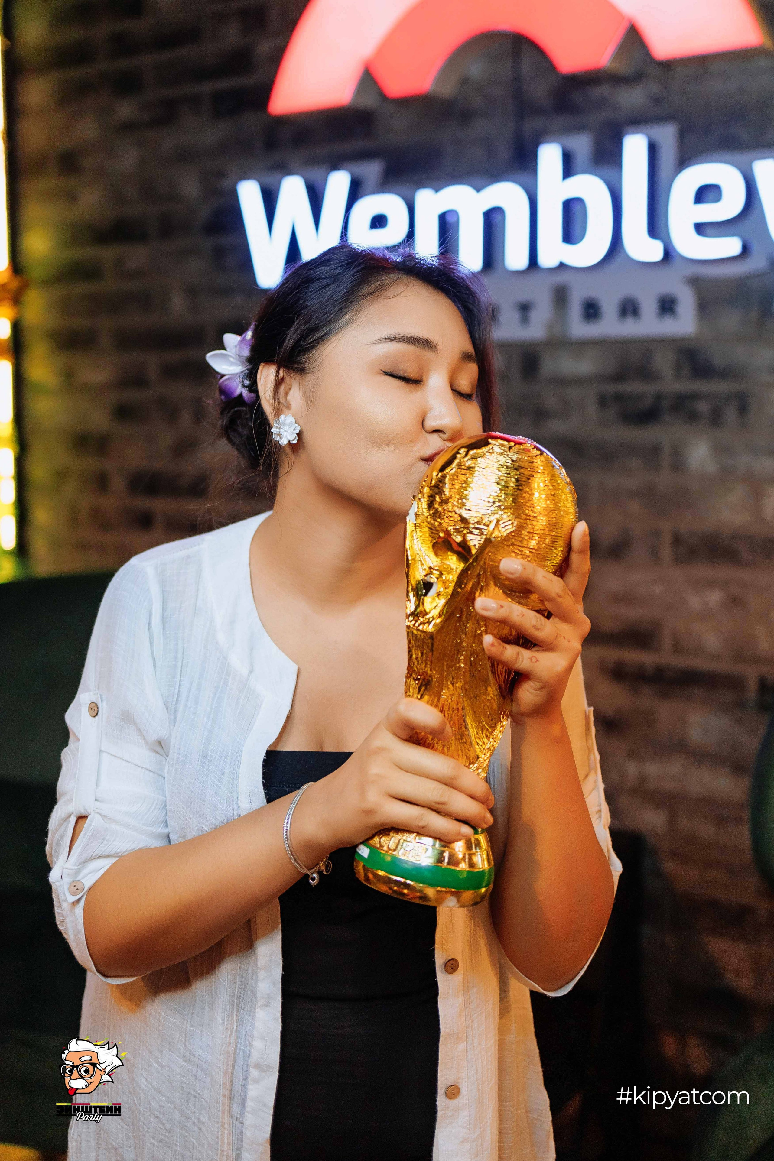 Эйнштейн Party