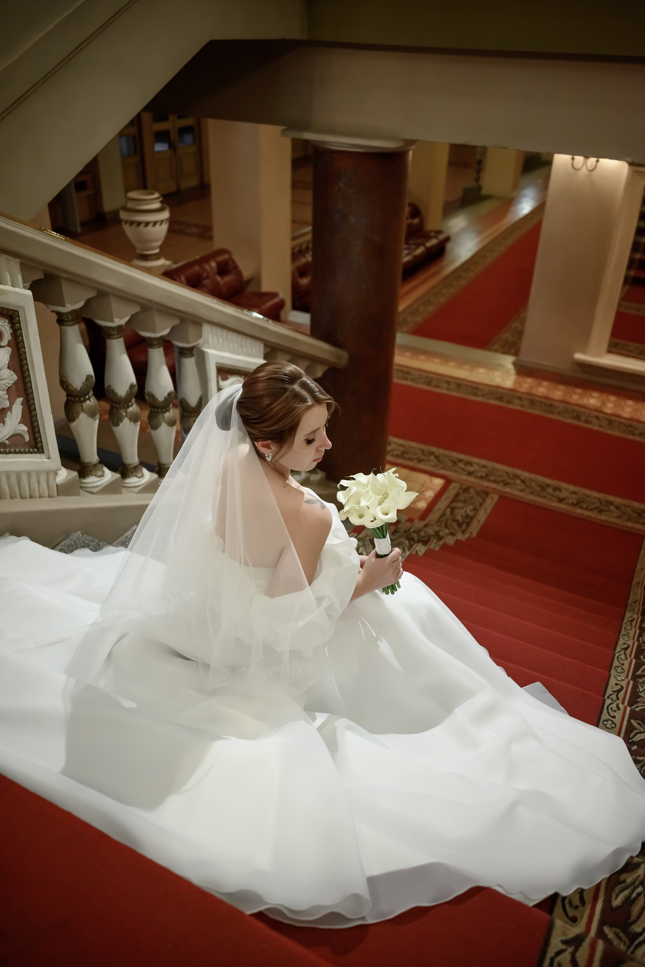 Прогулка в театре и по центру города. Юлия Басня семейный и свадебный фотограф в Донецке