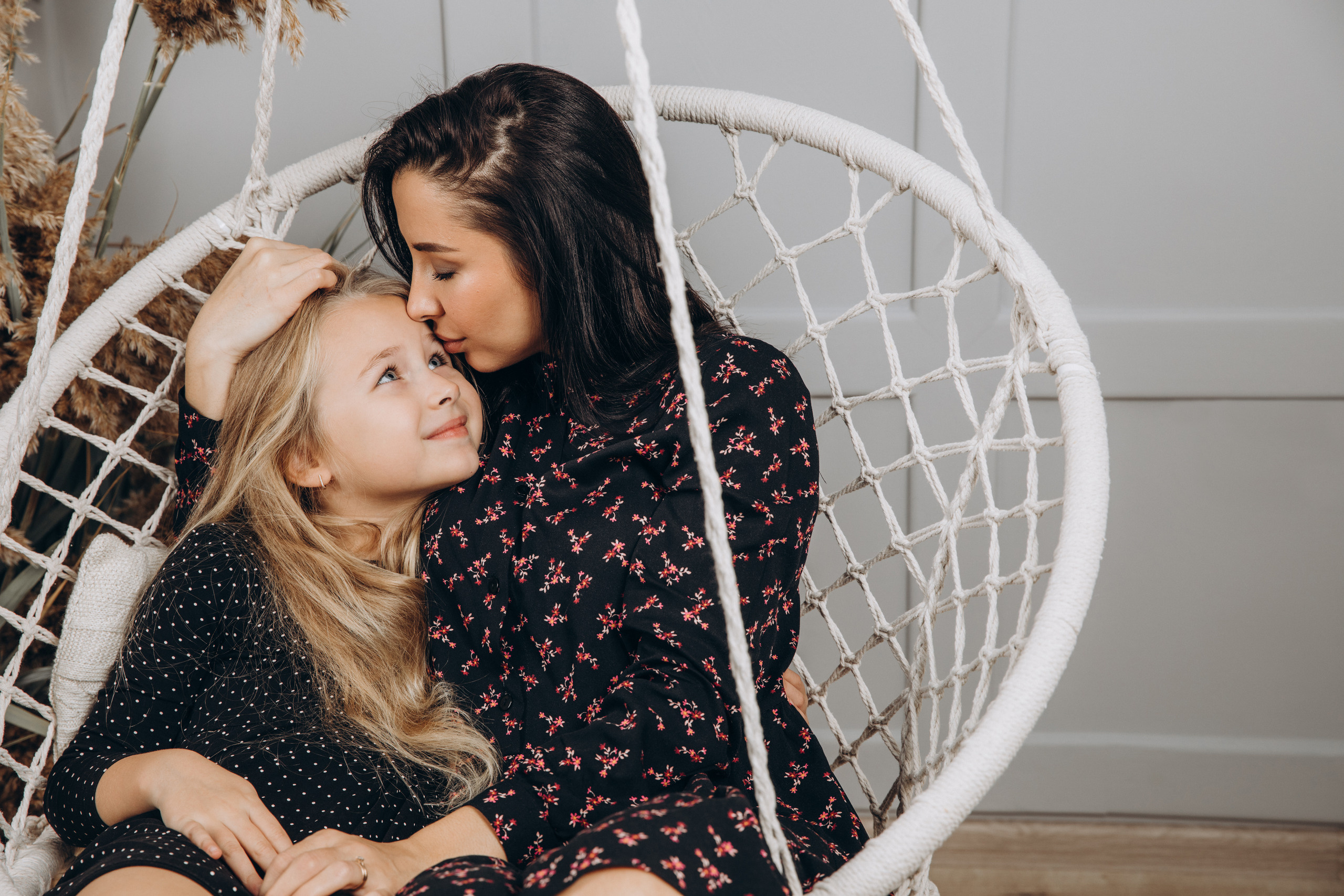 Мама Аня и София. Семейный фотограф Оля Гладченко