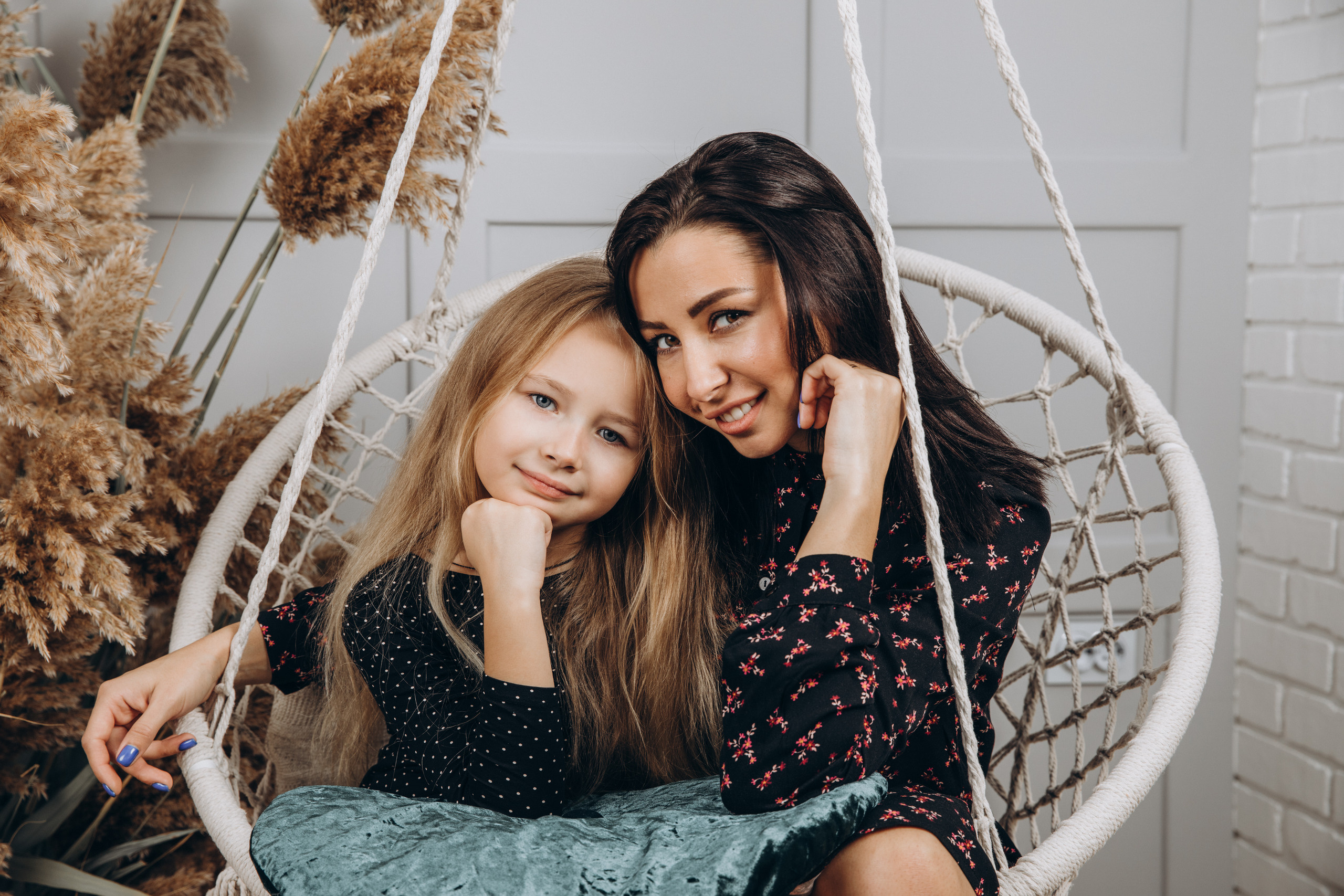 Мама Аня и София. Семейный фотограф Оля Гладченко