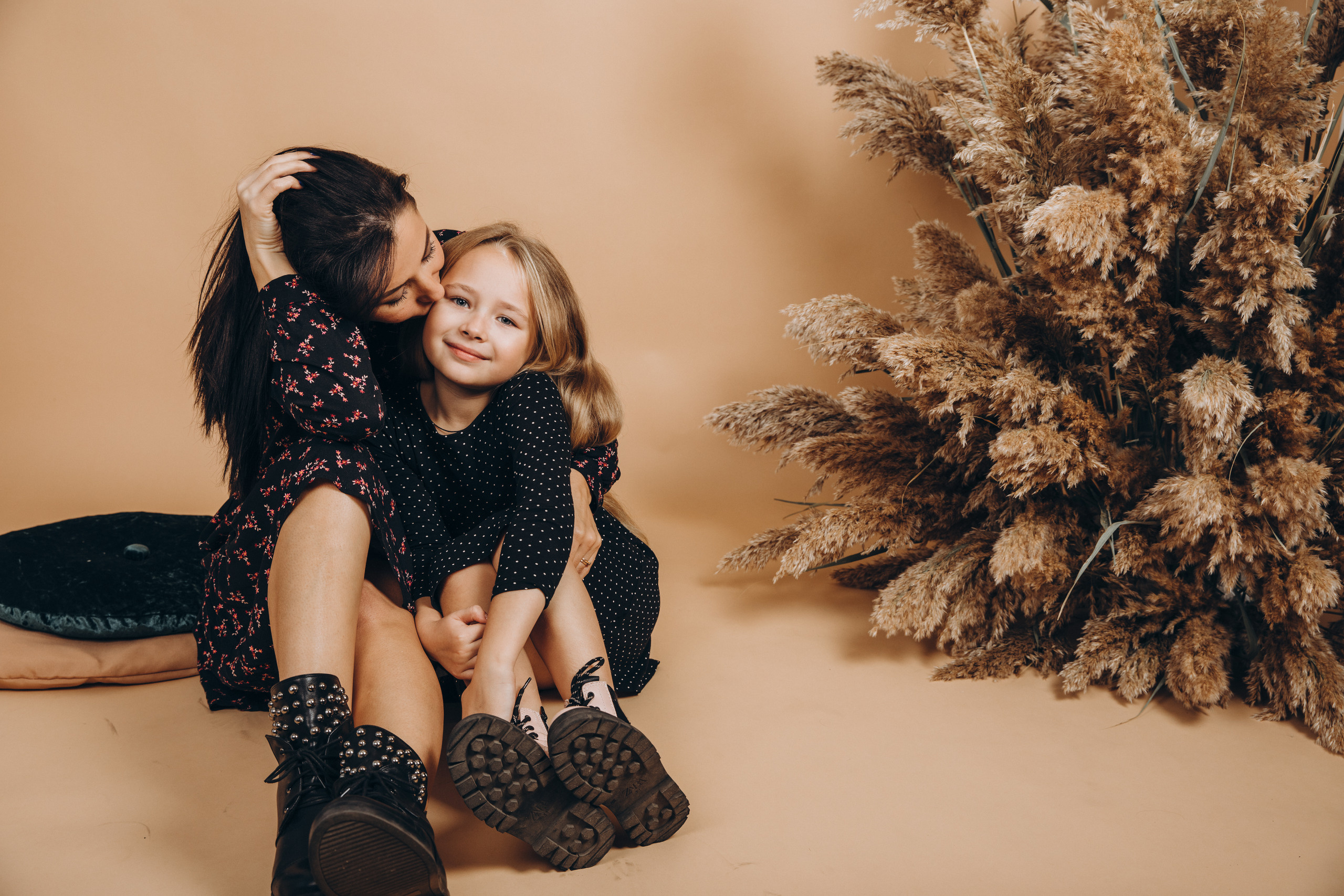 Мама Аня и София. Семейный фотограф Оля Гладченко