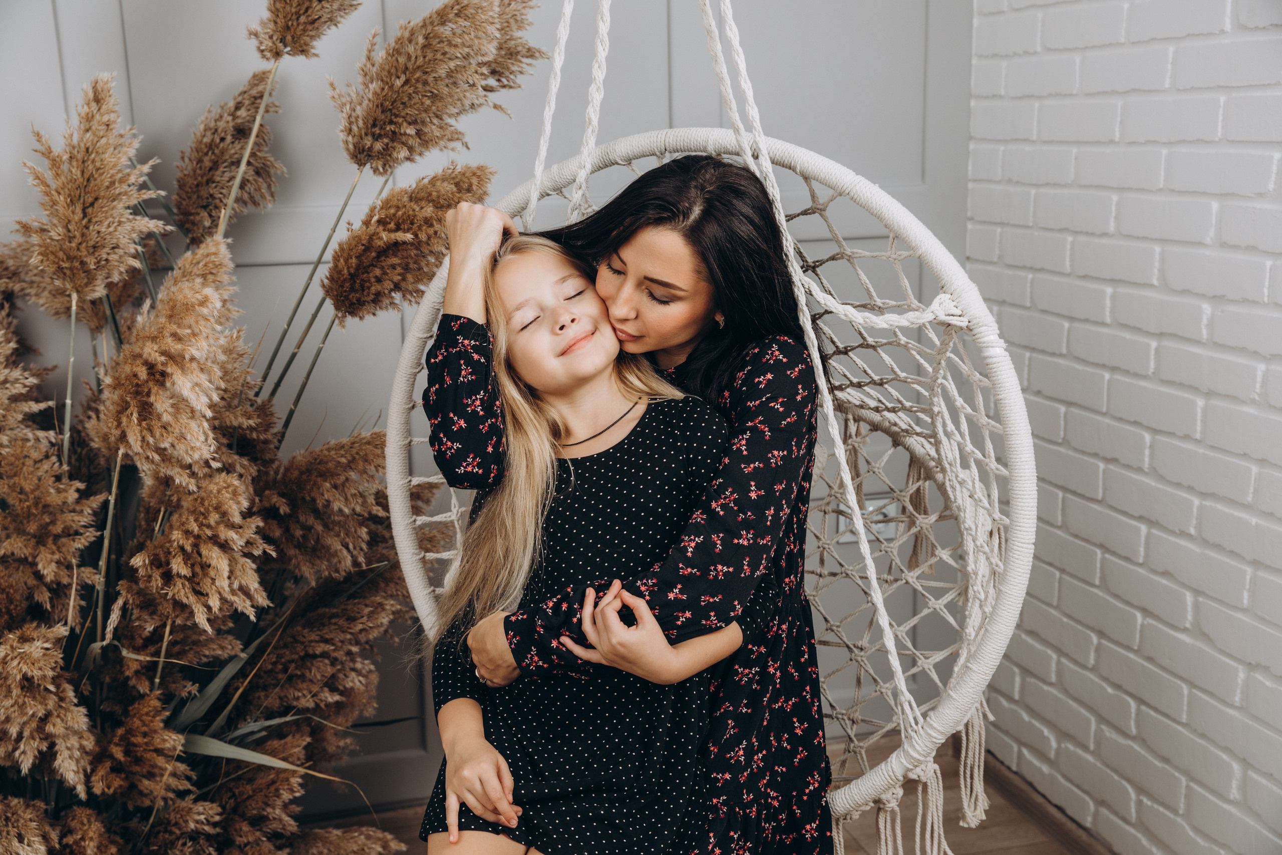 Мама Аня и София. Семейный фотограф Оля Гладченко