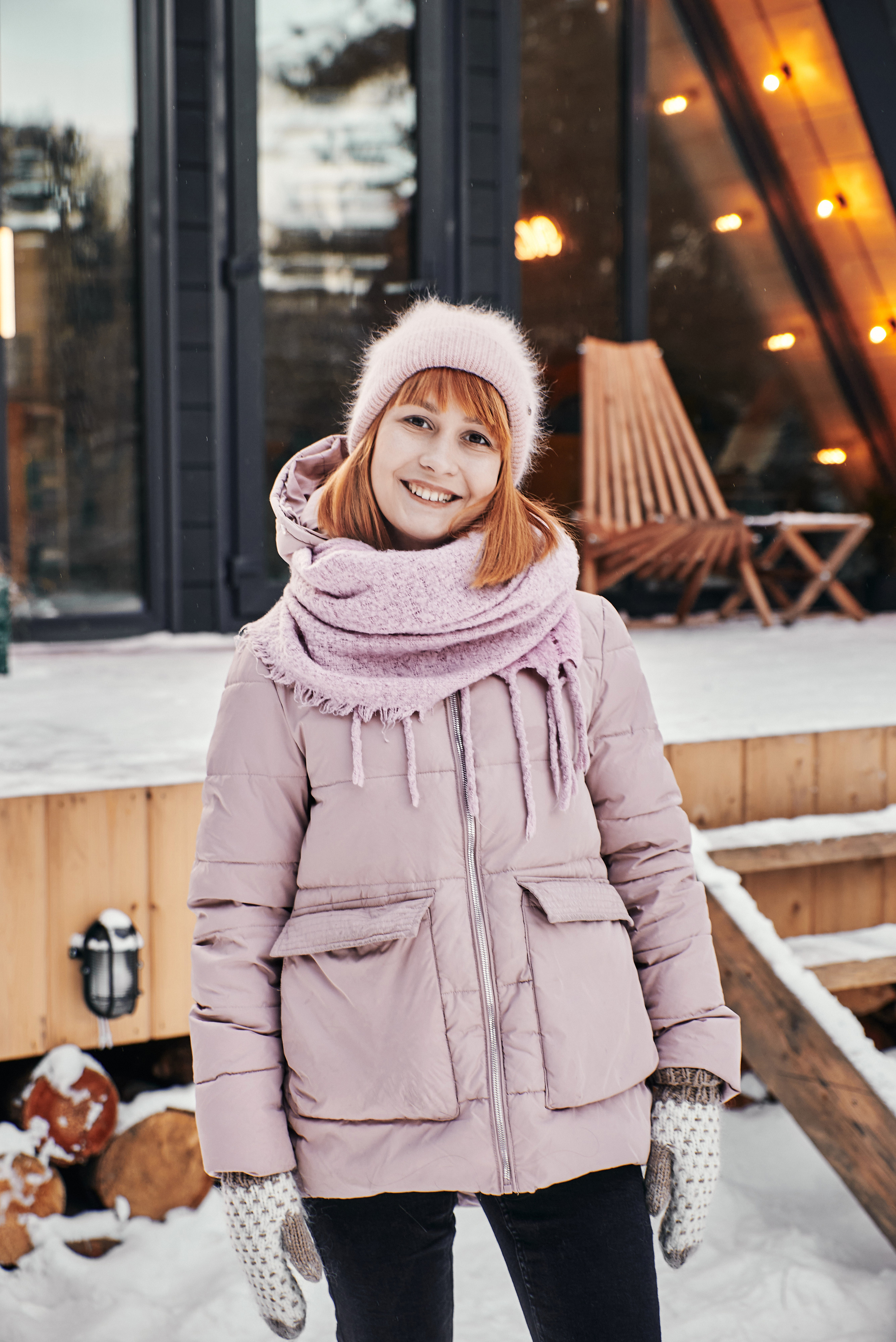 Фотография на фоне дома