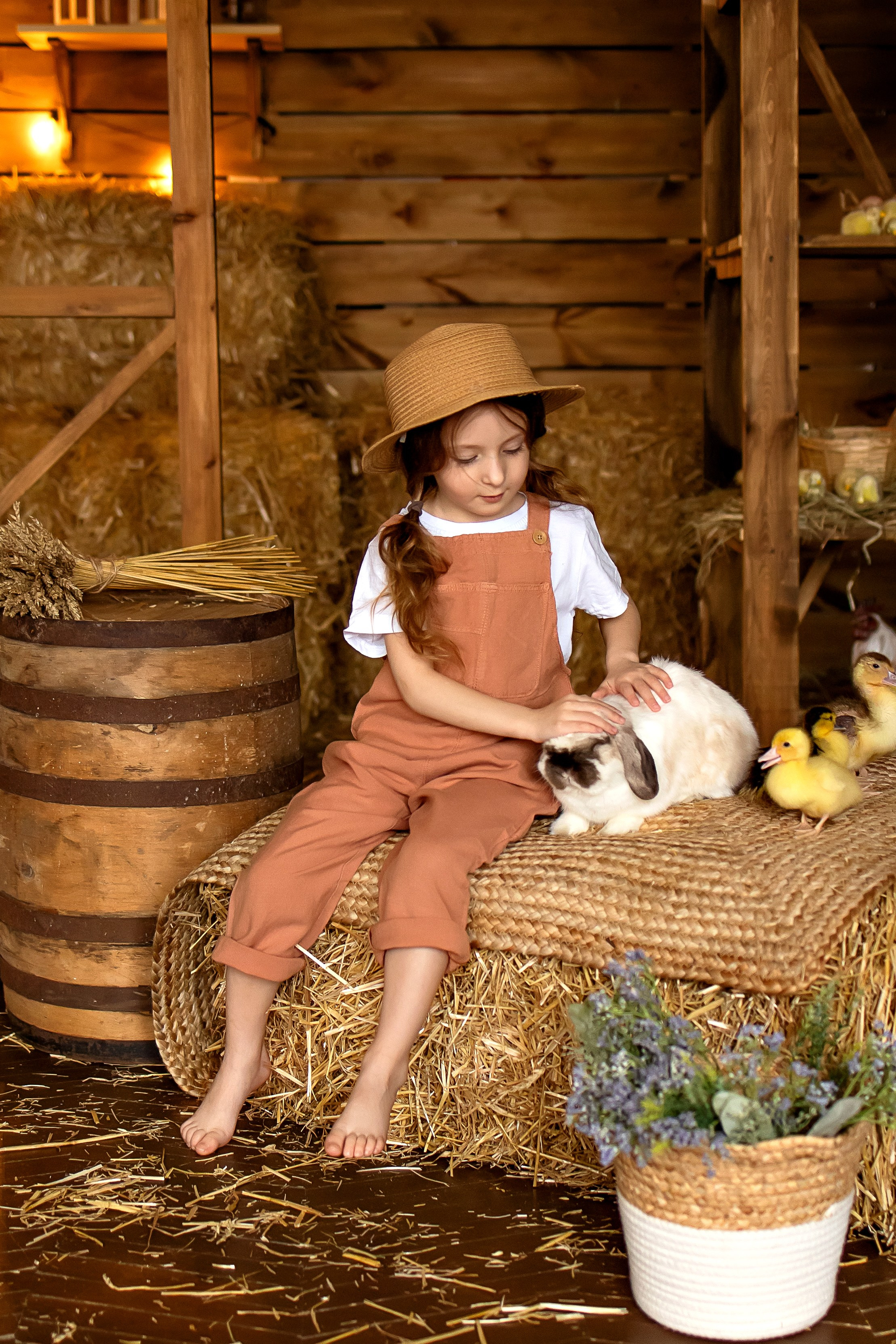 Мия с уточками. Семейный и детский фотограф Оля в Тюмени