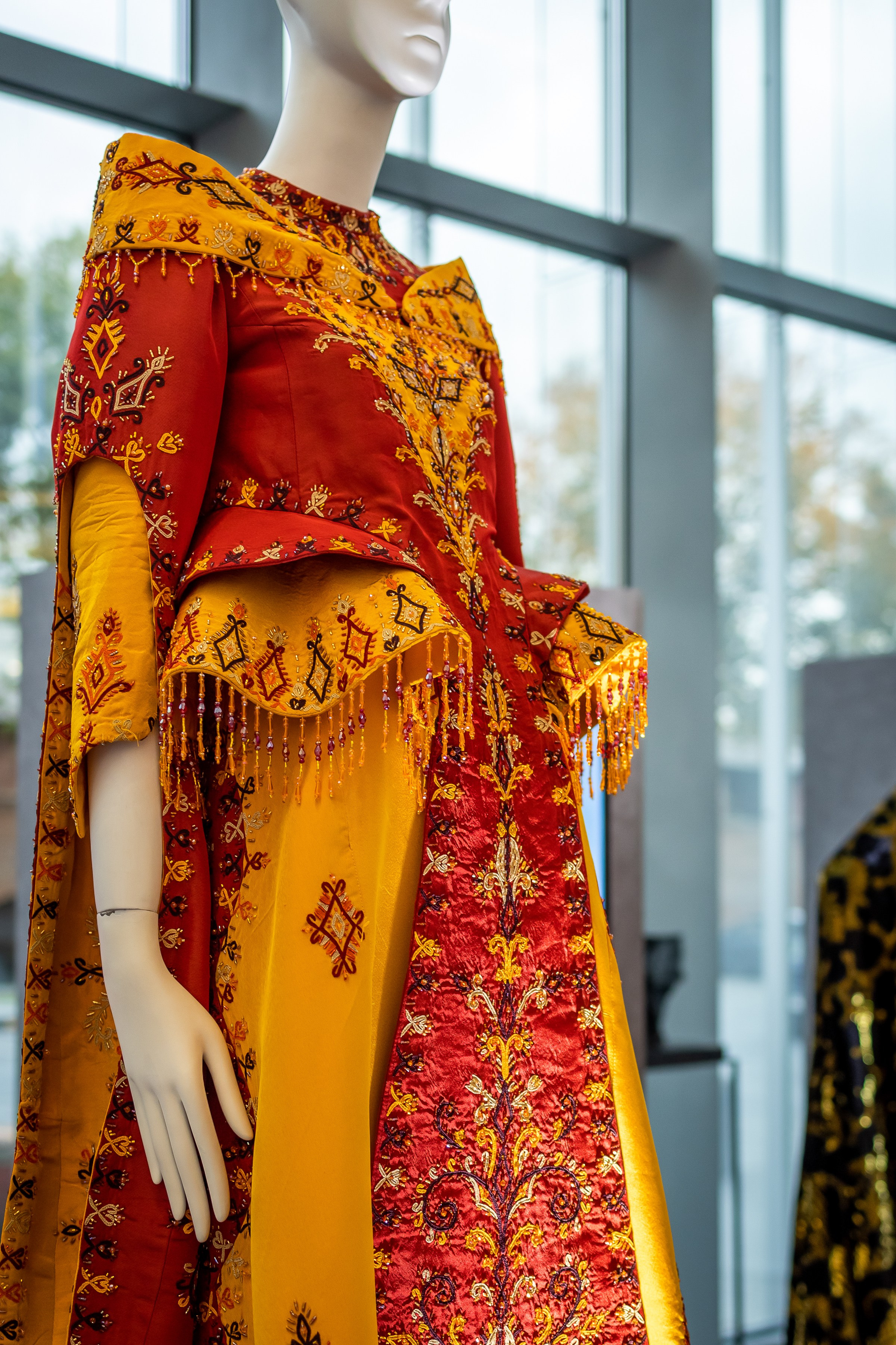 Выставка Наследие Fashion summit BRICS 2024. Фотосессии и репортаж — Фотограф в Москве — Рина Серёгина