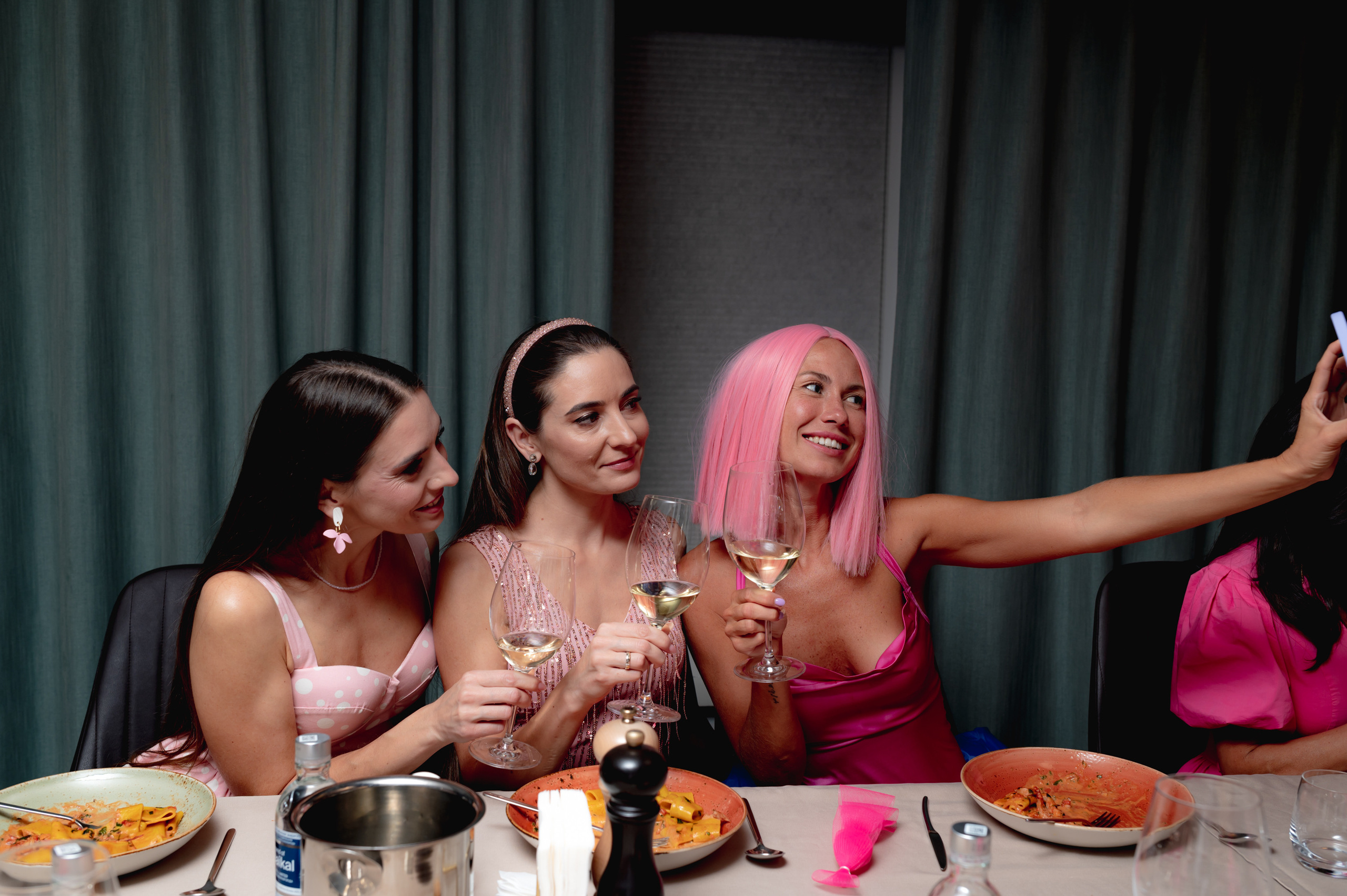 Дегустация в стиле Барби. Коммерческий фотограф в Казани Ксения Добролюбова