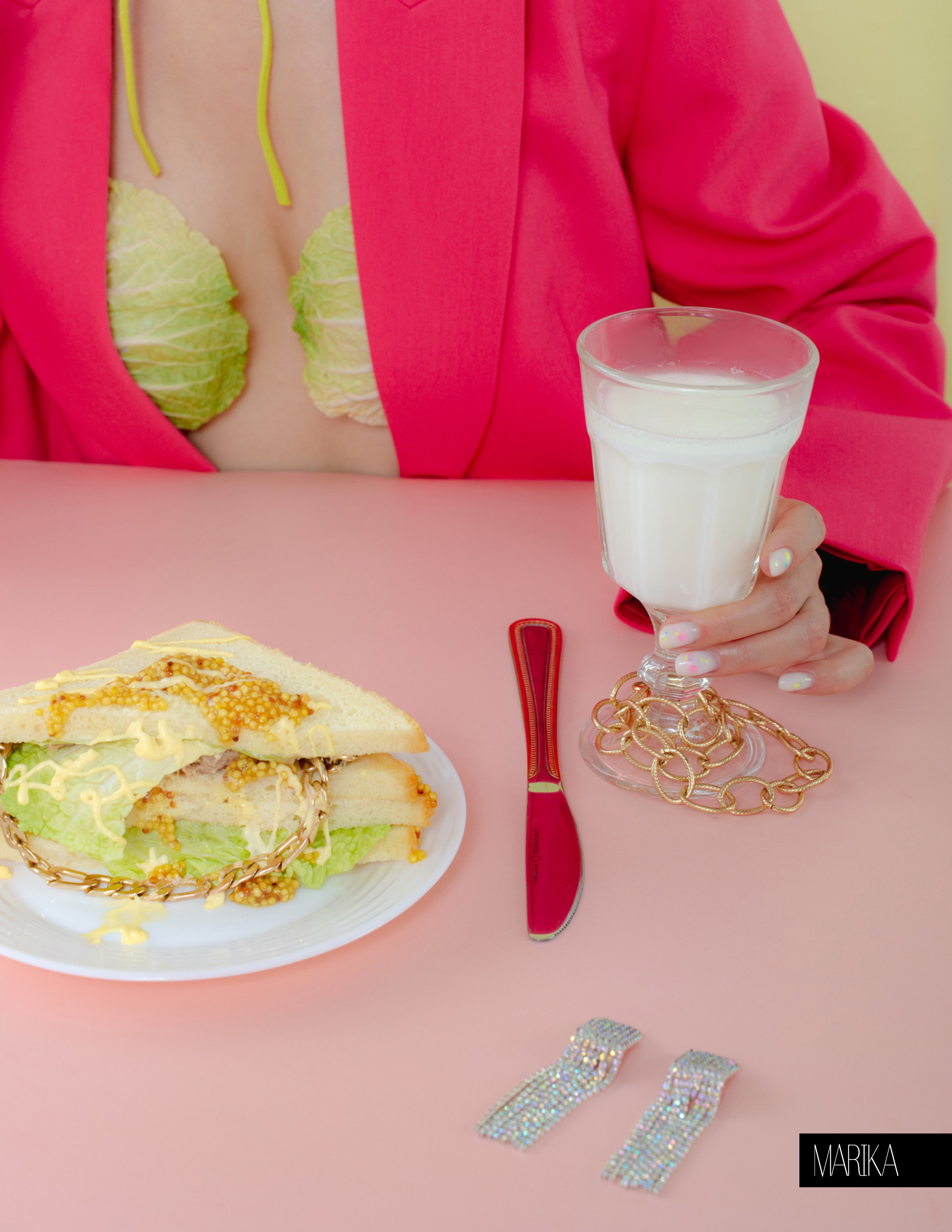 Новая публикация в журнале Marika. Коммерческий фотограф в Казани Ксения Добролюбова