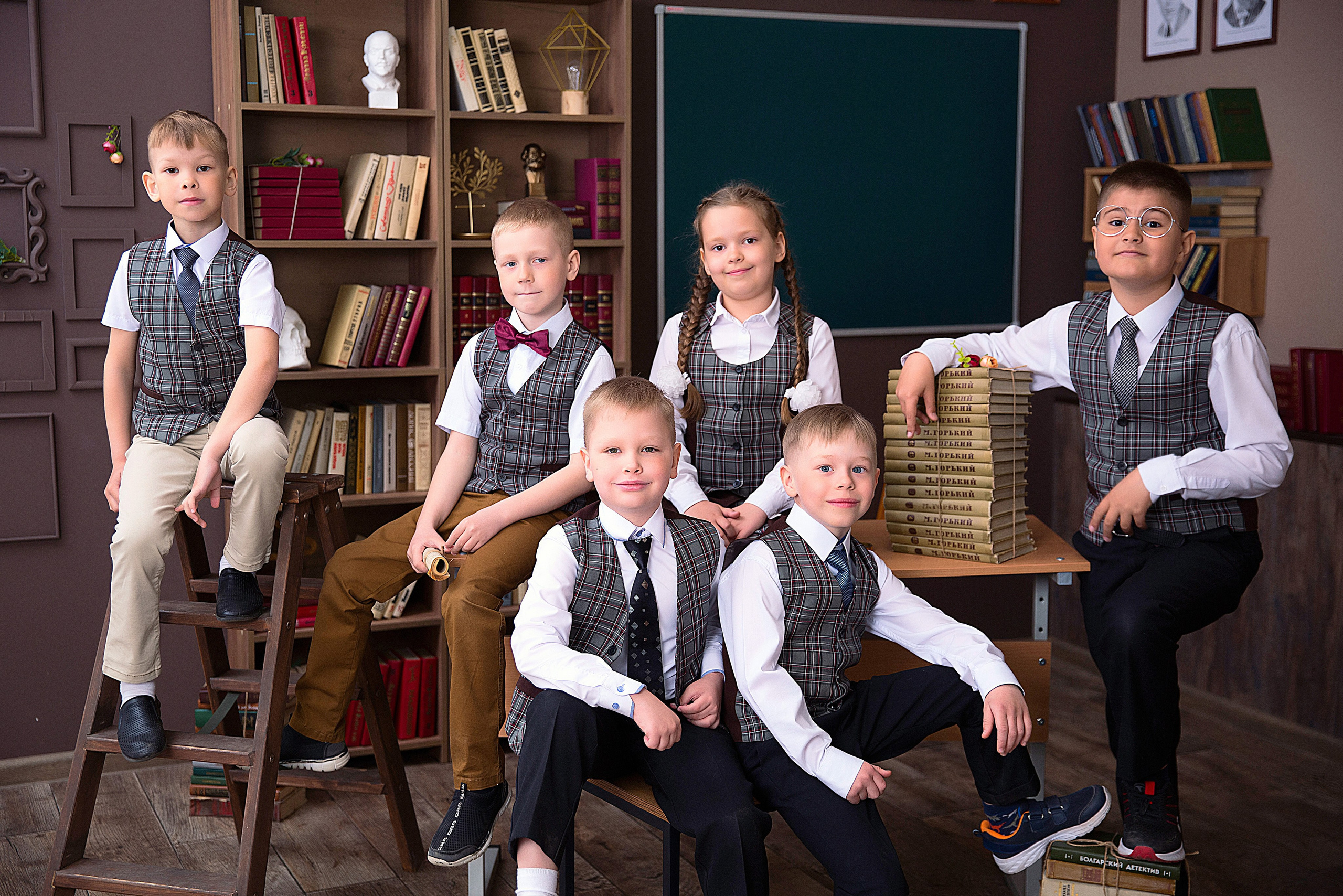 Выпускные фотосессии. Детский школьный фотограф в Кемерово Зиновьева Екатерина