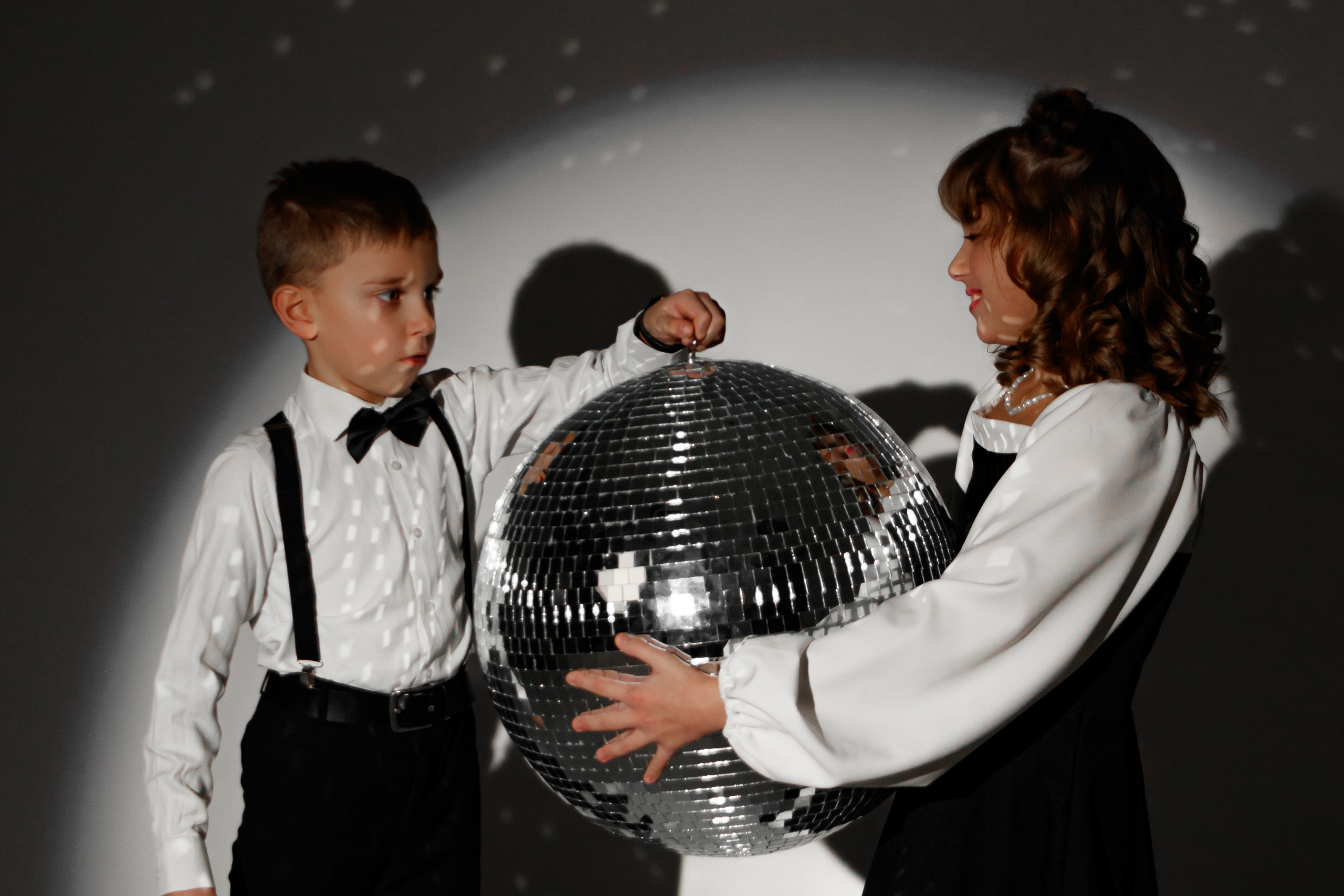 Семейный фотограф Жуковский. Фотосессия в студии с мужем в Жуковском и Раменском, Чулково, Кратово, Москве. Лиза Кутанина — семейный фотограф и фотограф беременных в Жуковском