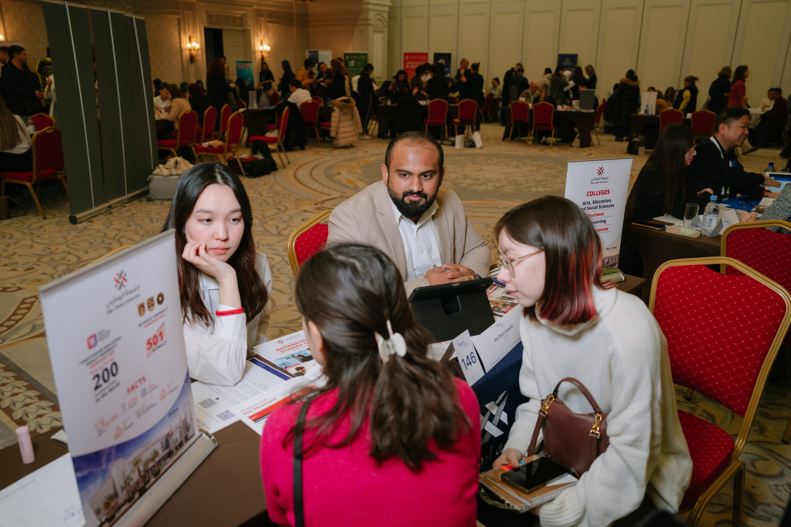 Vladimir Borovkov — репортажный и портретный фотограф, Алматы
