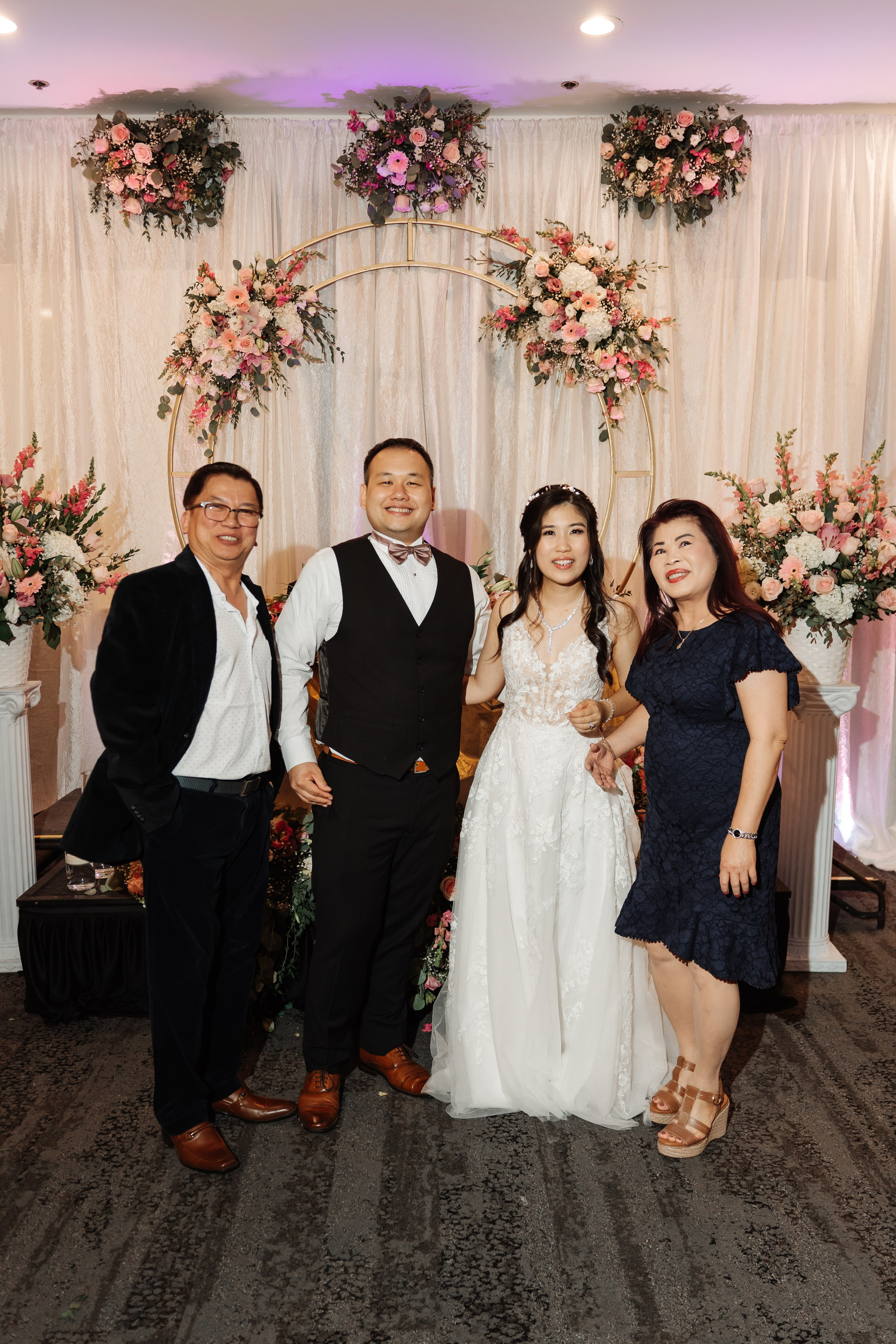 2025-08-16_AndreaChristopher. Ретушер Зенькевич Света