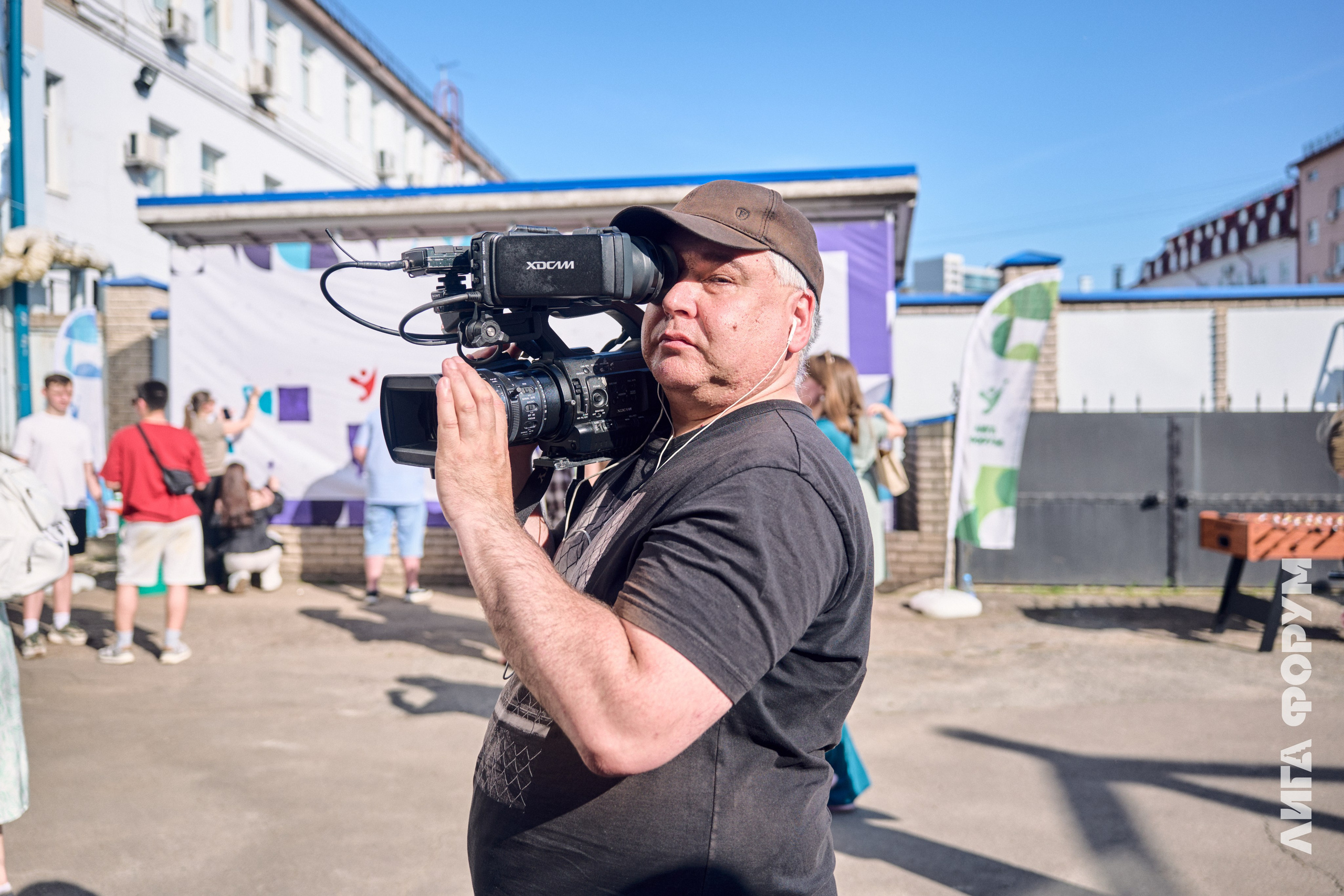 Тусовка Лига Форум 2025 — Репортажная съёмка | Казань. Фотограф Халитов Фидаиль — Казань | Мероприятия, Портреты, Репортажи