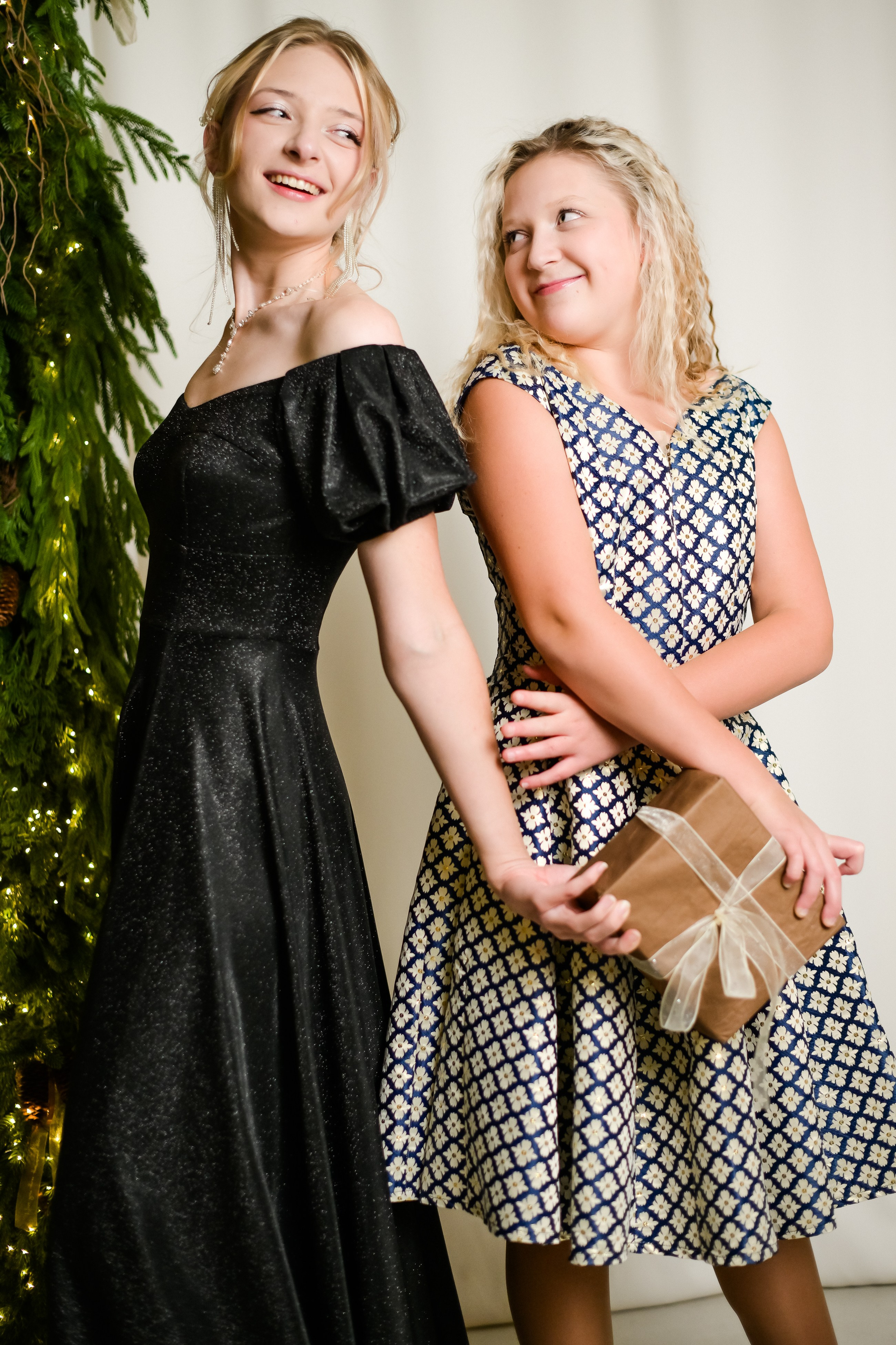 Семья Александра, Сашеньки, Юленьки и Катюши