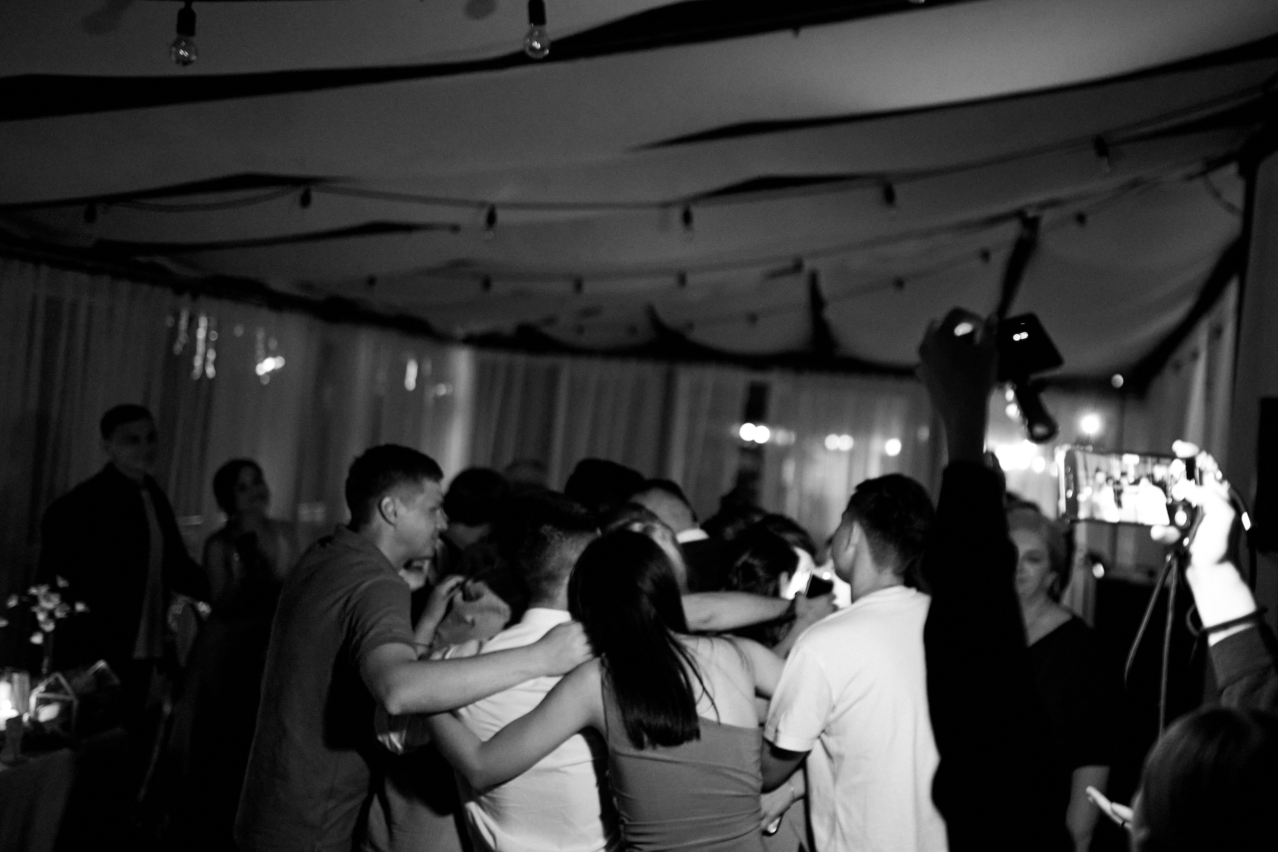 Все про нас. Свадебный фотограф в Красноярске Владимир Ятмасов