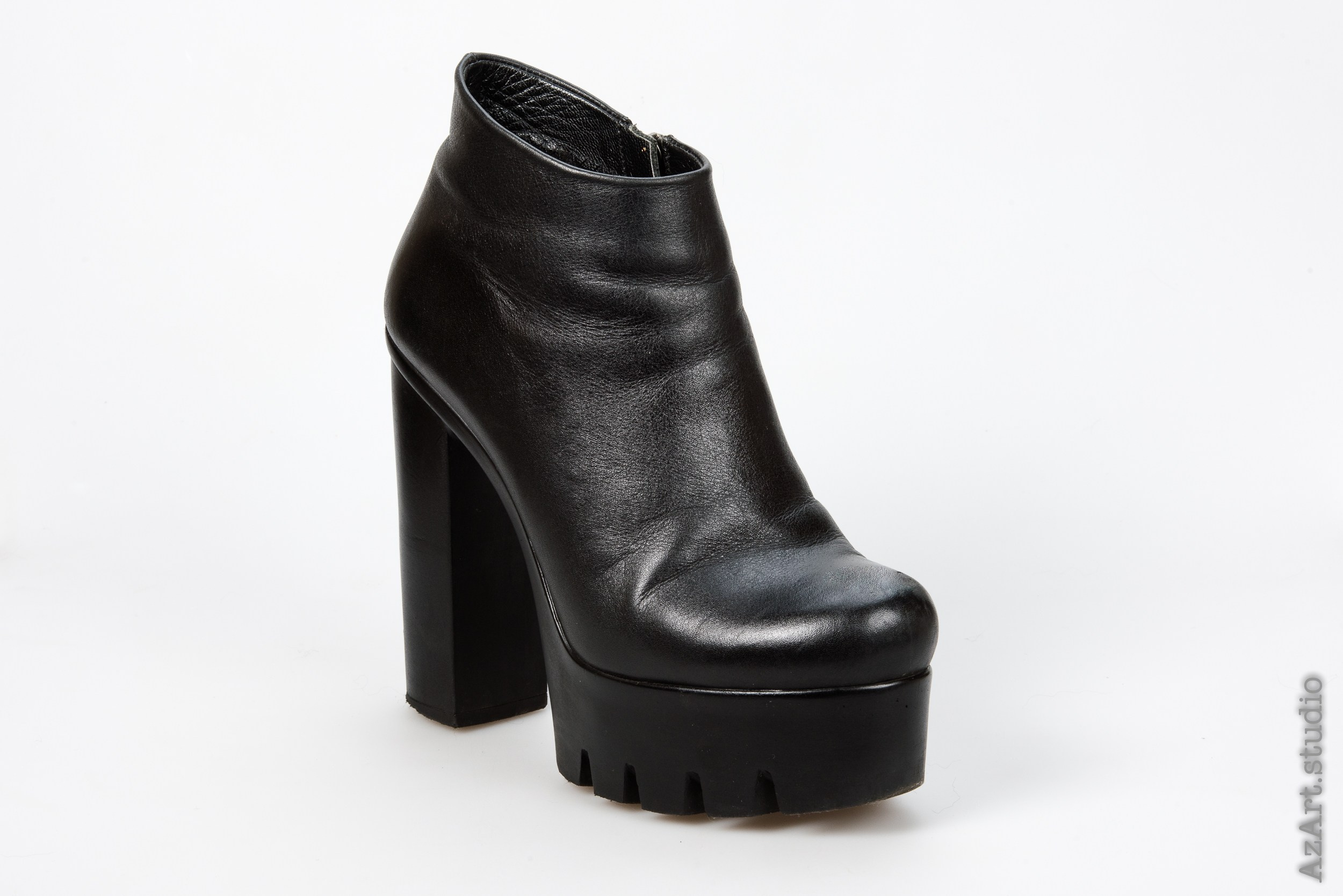 Предметка обувь. Фотограф Андрей Зикеев, фотостудия AzArt Studio в Москве